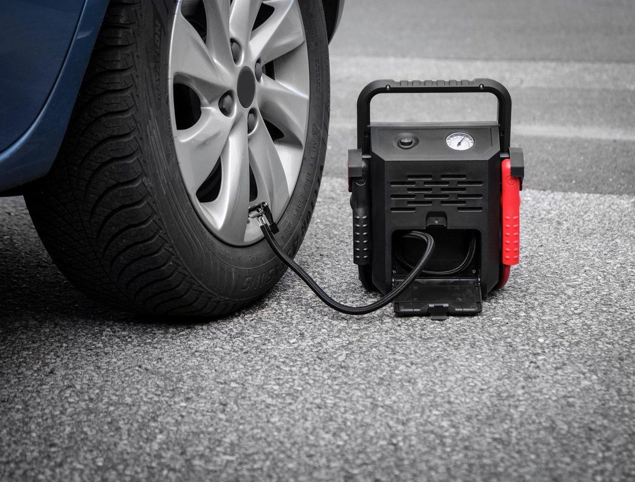 APA APA Powerpack 7000 mAh with compressor power station