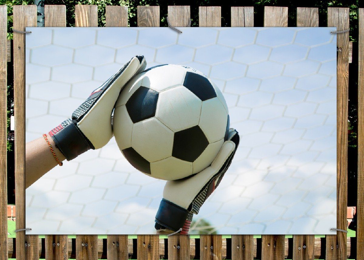 Thumbnail - Wallario Sichtschutzzaunmatten Fußball - Torwart im Tor vor blauem Himmel
