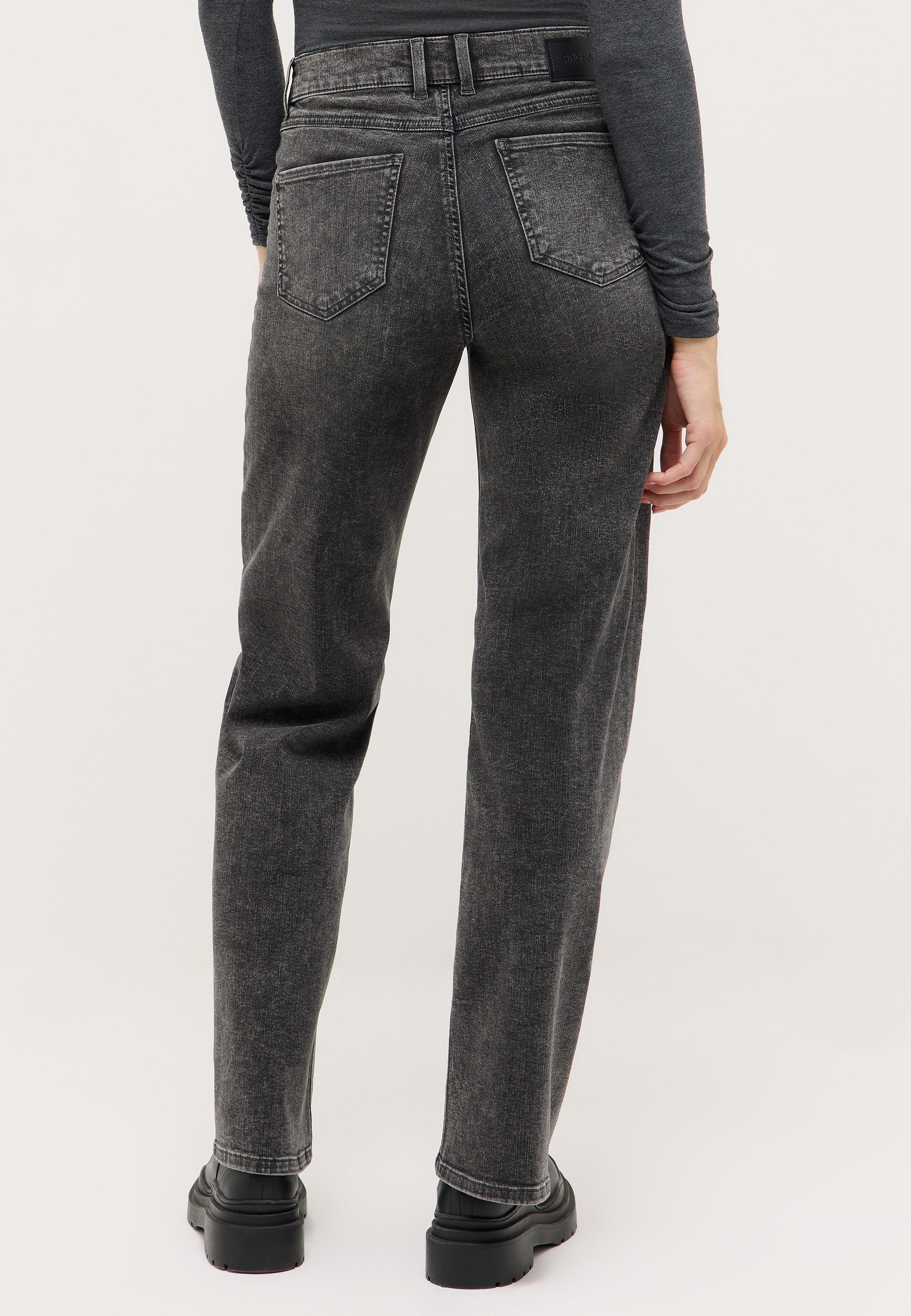 ANGELS Relax-fit-Jeans LIZ SMART BUCKLE mit kleinen Schmuckelementen