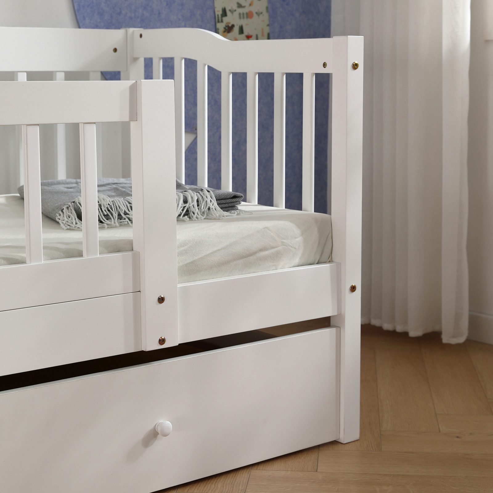 LEADZM Kinderbett mit Schubladen 70x140 / 80x160 / 90x200cm, Hausbett mit Lattenrost, Bodenbett mit Stauraum und Abnehmbarer Barriere, Weiß – Bild 5 von 5