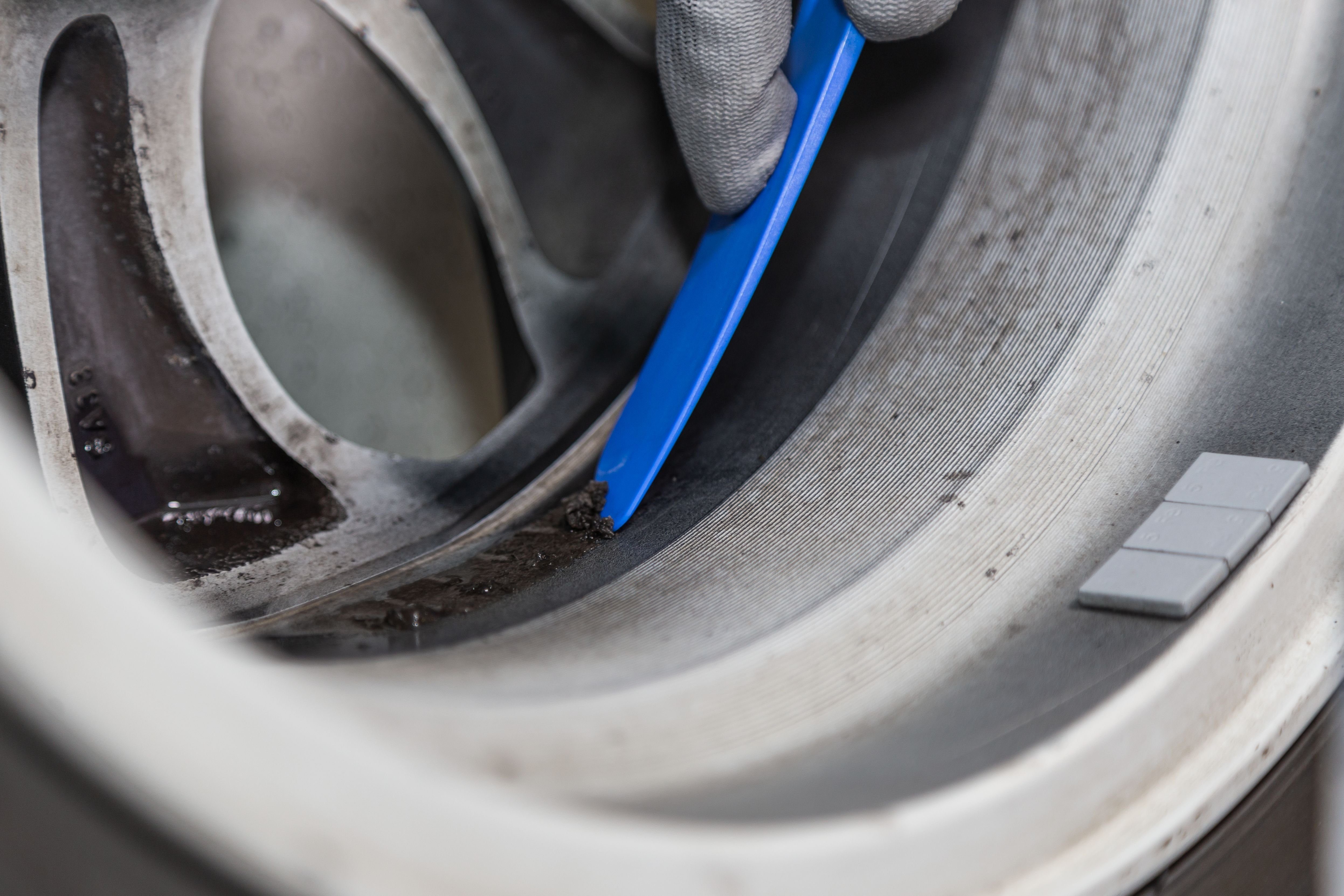 WEICON Klebstoff Dicht- & Klebstoffentferner, 400 ml, Löst alle Arten von Klebstoffresten, Farben, Lacke, Fette, Öle