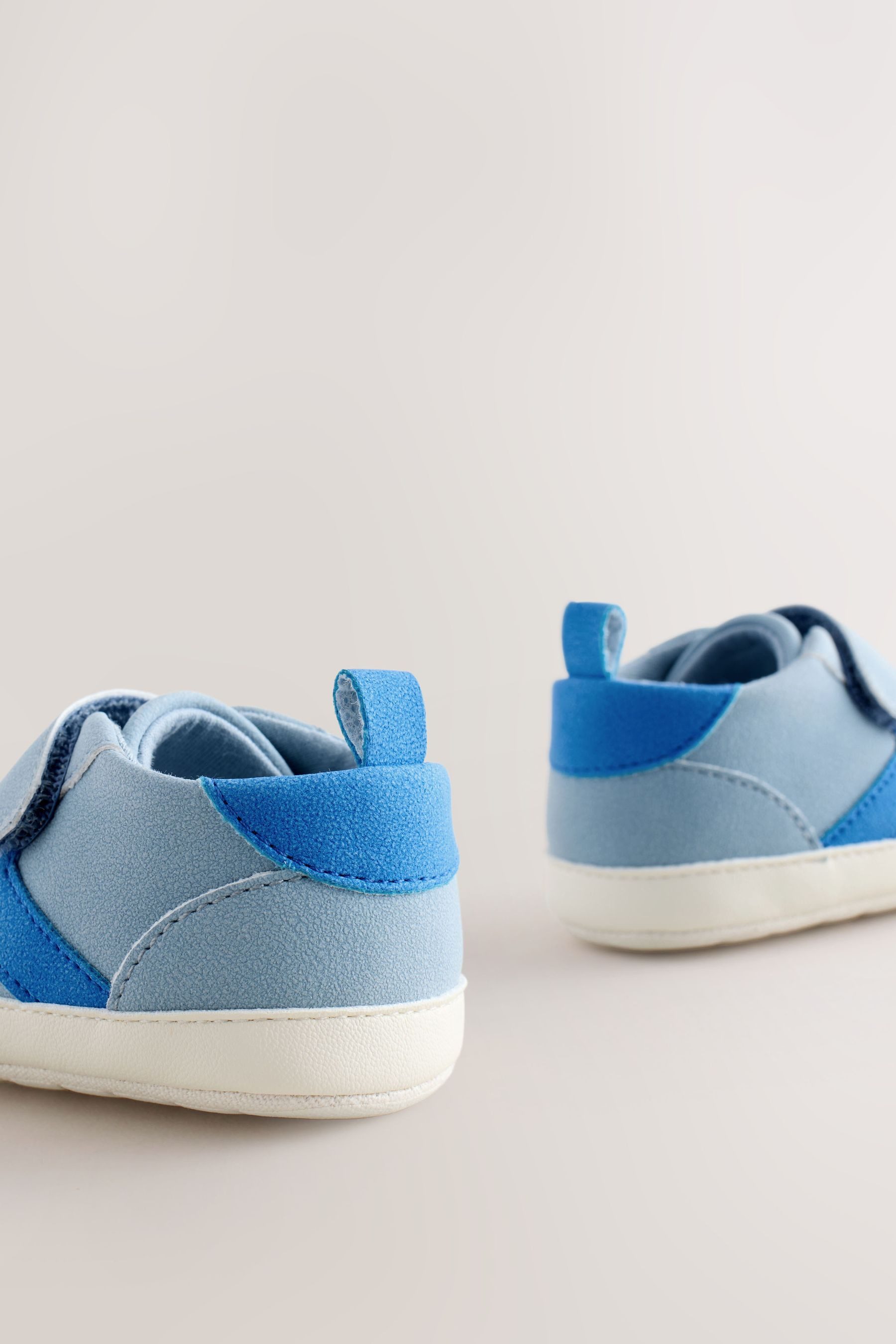 Next Baby Sneaker mit Klettverschluss Sneaker (1-tlg)
