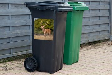 MuchoWow Wandsticker Tiere - Hirsche - Geweihe - Waldtiere - Natur (1 St), Mülleimer-aufkleber, Mülltonne, Sticker, Container, Abfalbehälter
