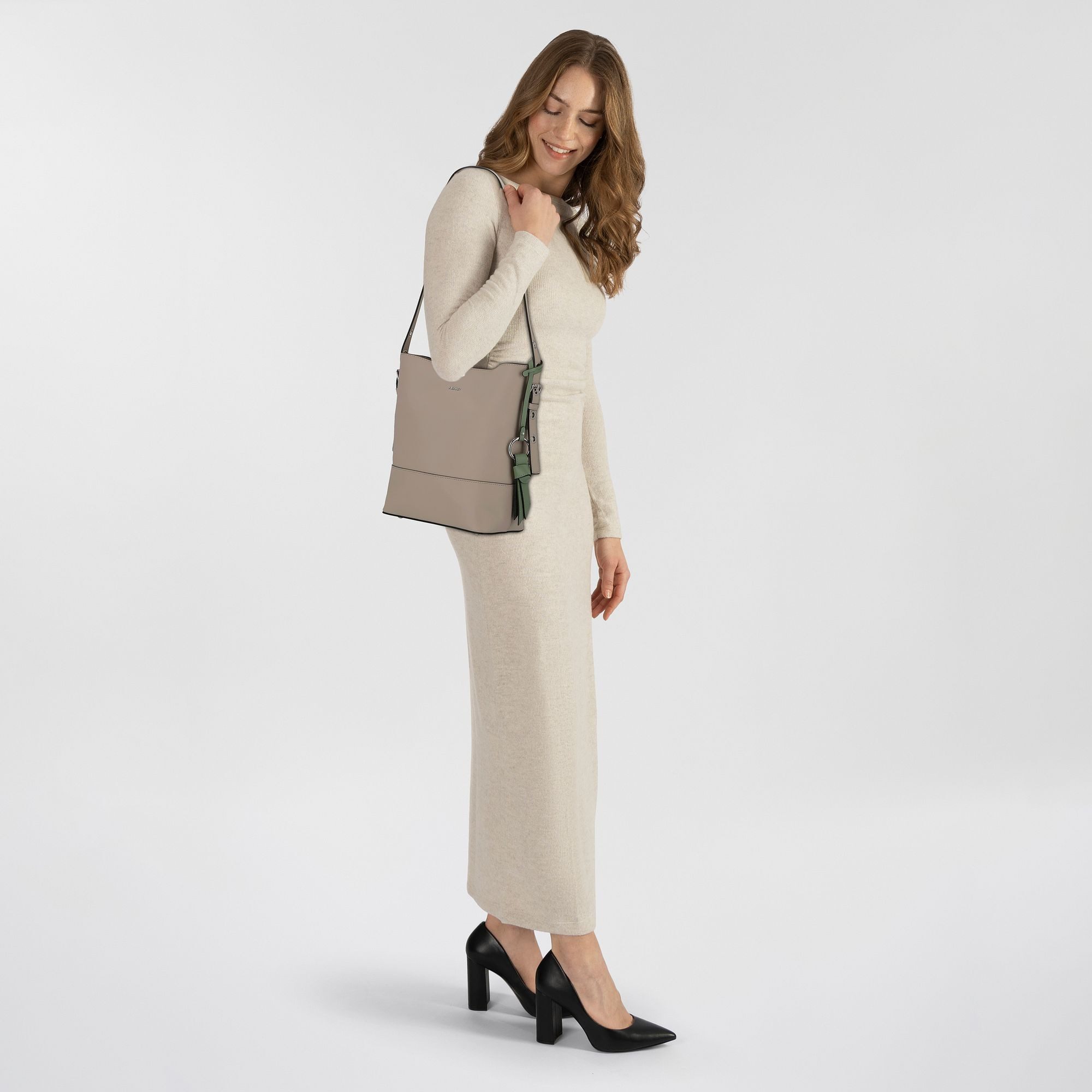 Picard Schultertasche Levante, Lederfaserstoff