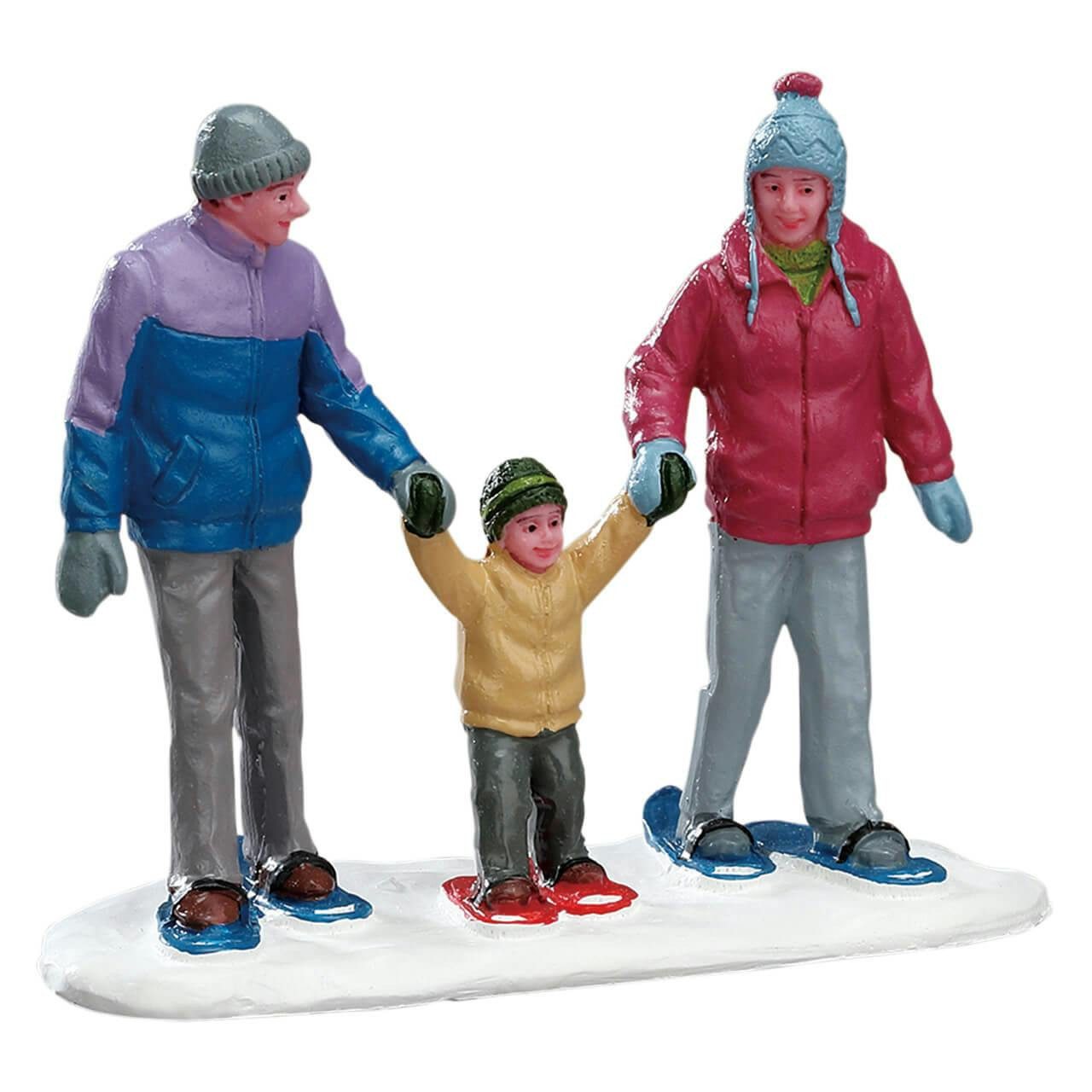 LeMax Weihnachtsdorf Lemax Weihnachtsdorf: Familie in Schneeschuhen