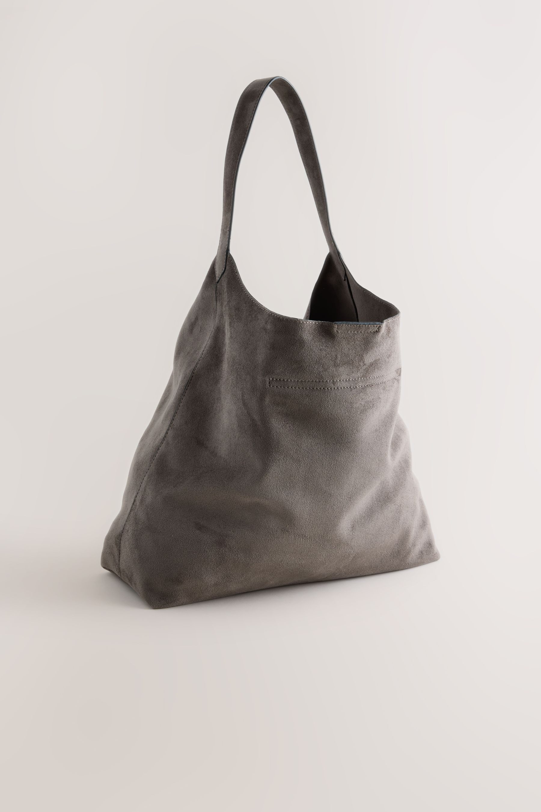 Next Schultertasche Schultertasche aus Velourskunstleder (1-tlg)
