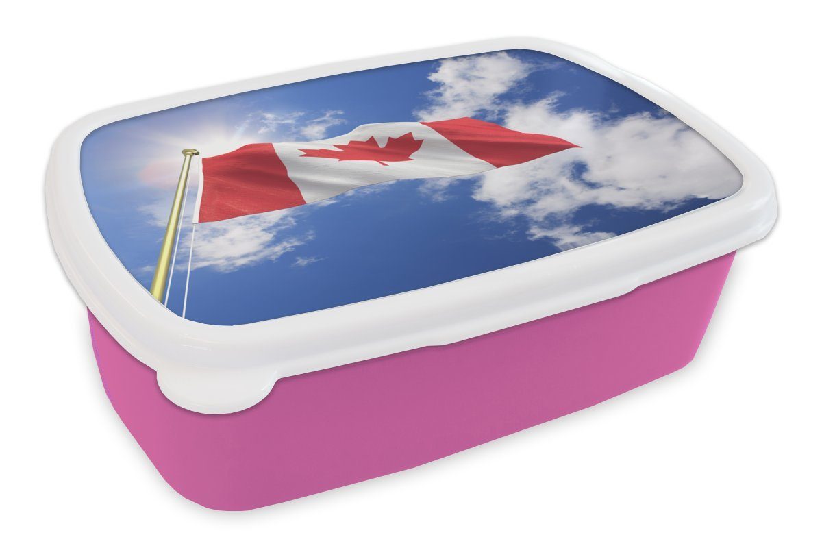 MuchoWow Lunchbox Flagge von Kanada an einem sonnigen Nachmittag, Kunststoff, (2-tlg), Brotbox für Erwachsene, Brotdose Kinder, Snackbox, Mädchen, Kunststoff rosa