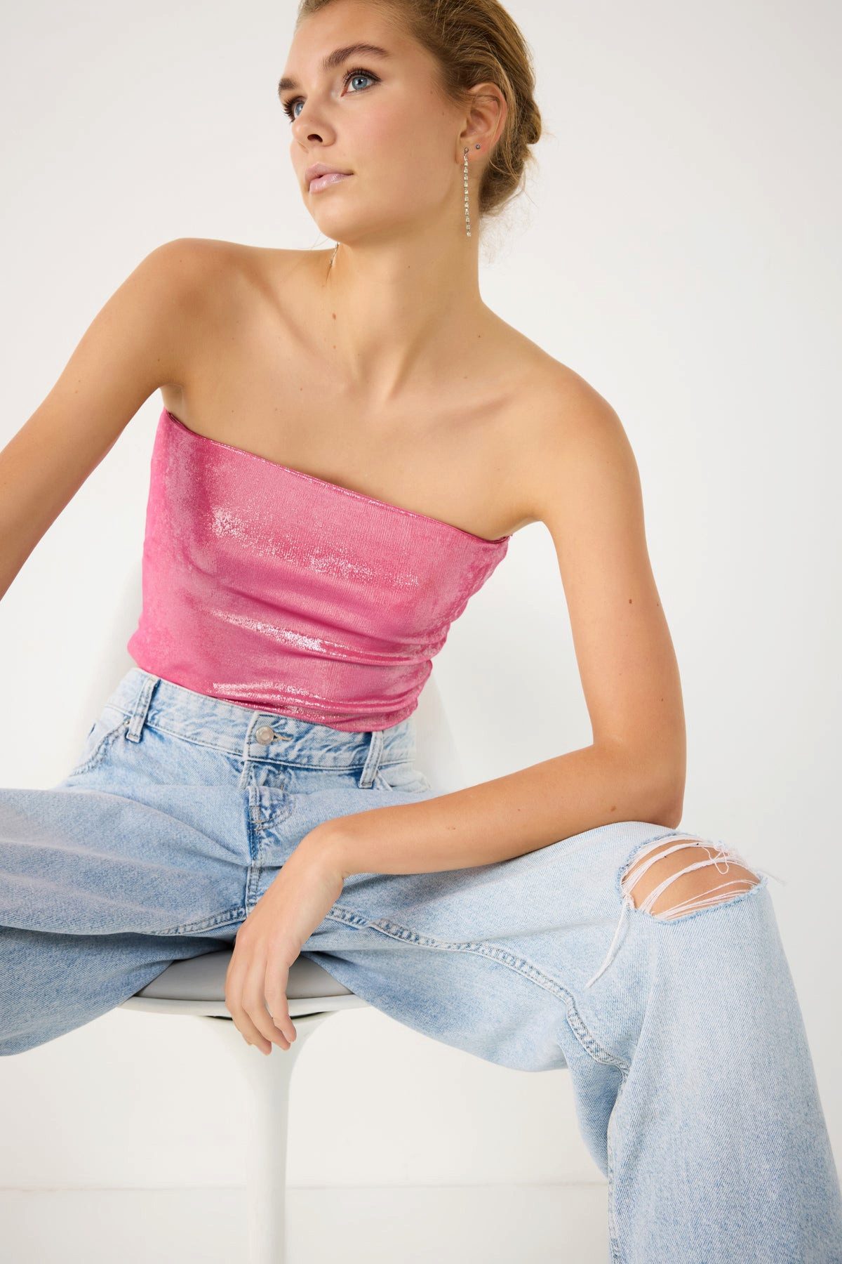 Blusentop Glänzendes, trägerloses Crop-Top aus Stoff