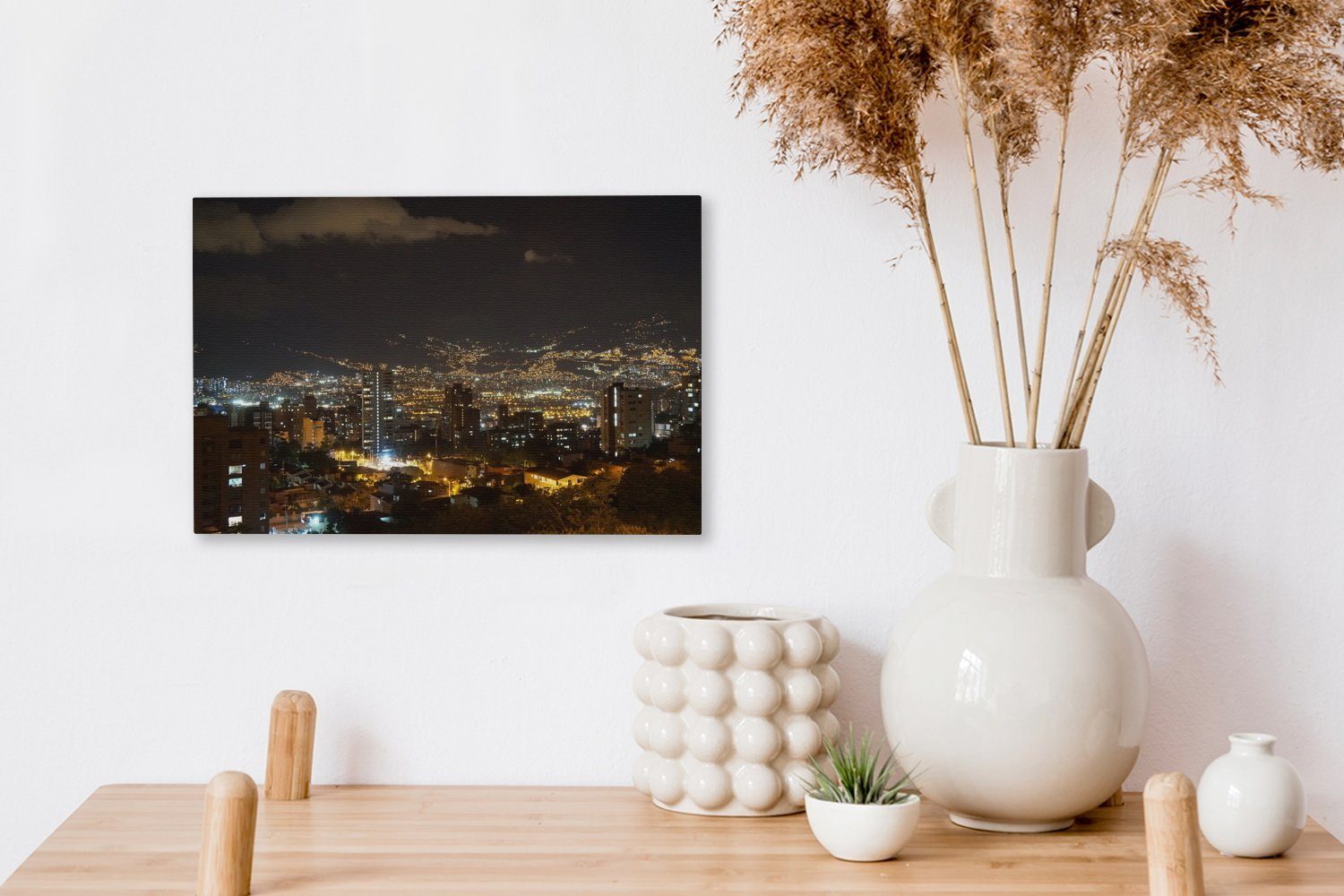 Medellin Kolumbien, von Leinwandbild cm am (1 OneMillionCanvasses® Wanddeko, südamerikanischen St), Wandbild im Leinwandbilder, Aufhängefertig, Die Skyline 30x20 Abend