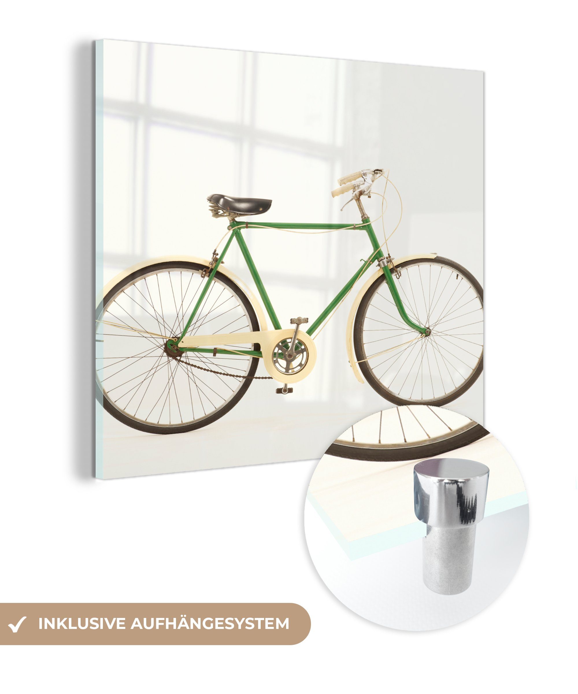 MuchoWow Acrylglasbild Ein grünes einzigartiges Fahrrad, (1 St), Glasbilder - Bilder auf Glas Wandbild - Foto auf Glas - Wanddekoration