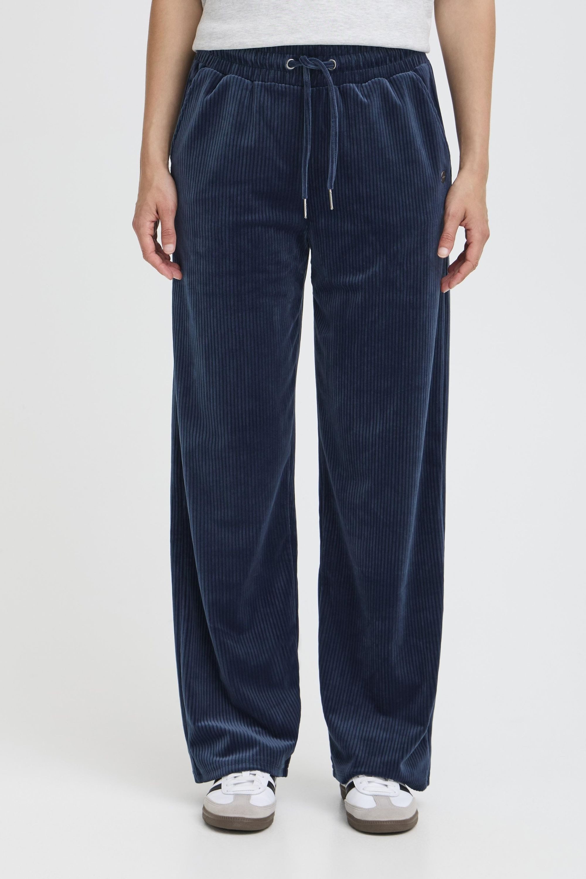 OXMO Loungehose OXEBBA WIDE LEG PANTS Moderne Hose mit Bindeband günstig online kaufen