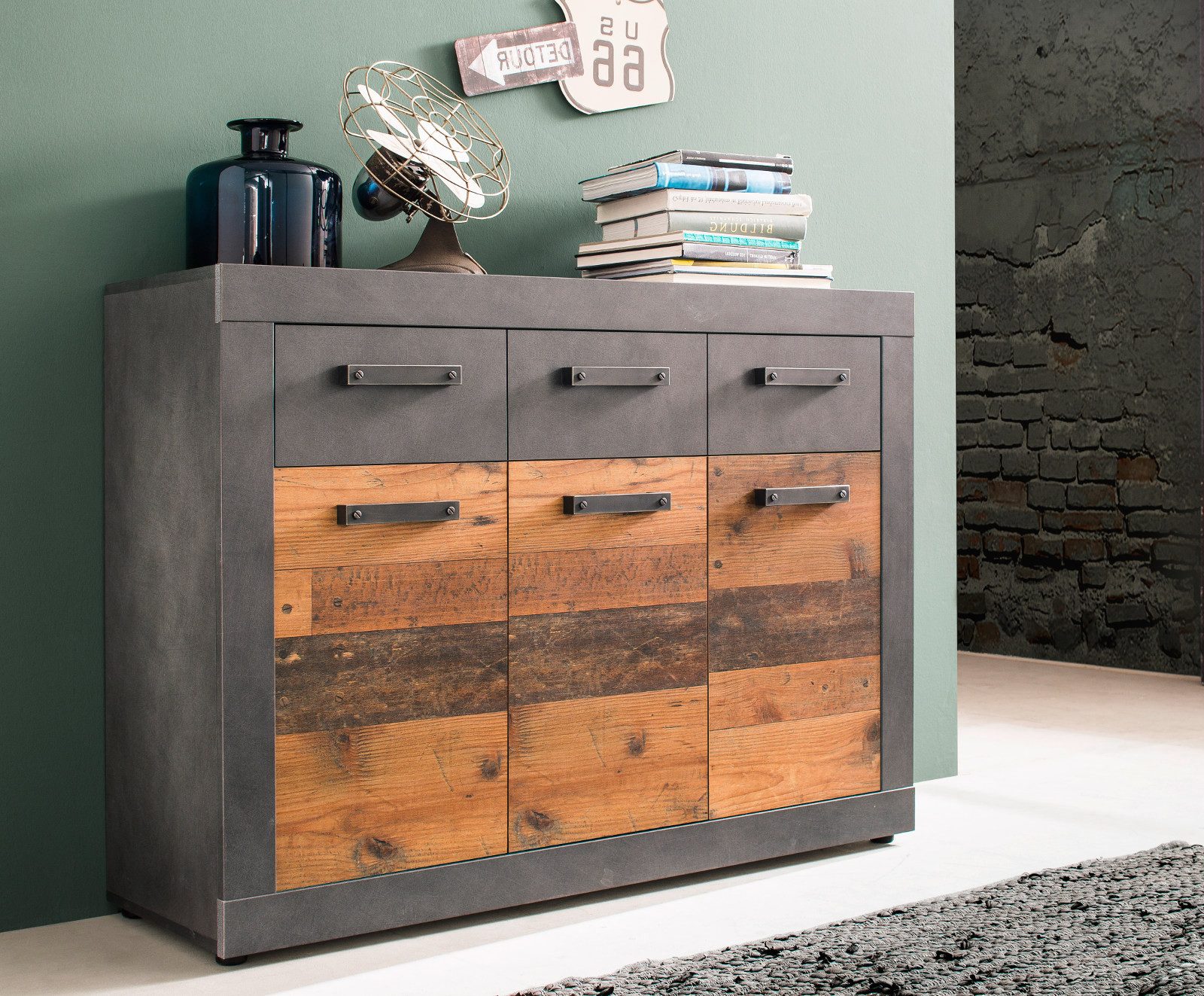 trendteam Kommode Indy (Sideboard in Used Wood Altholz und Grau, 3-türig, 117 x 86 cm), mit 6 Fächern und 3 Schubladen