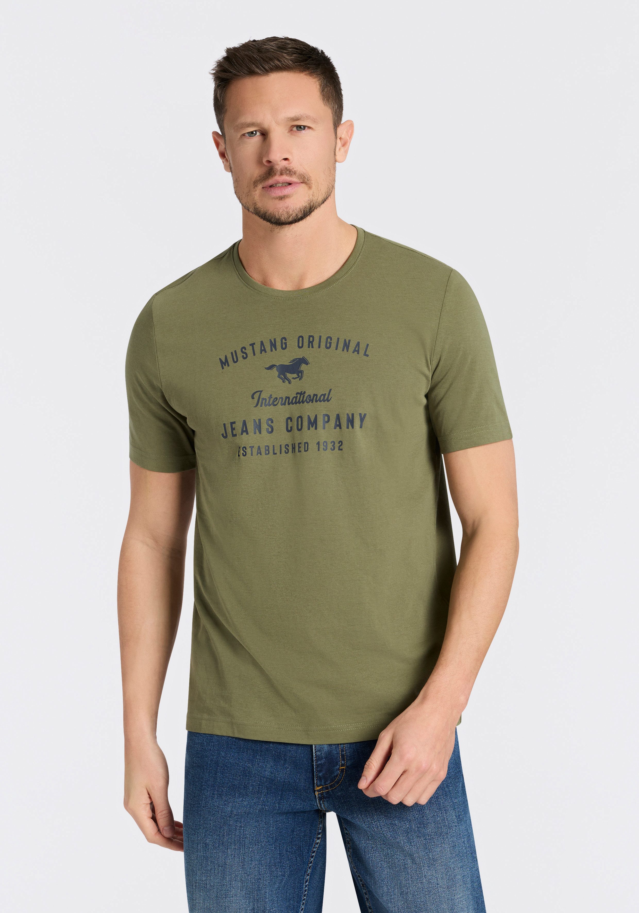 MUSTANG Rundhalsshirt Alex Logoprint uni mit Logoprint auf der Brust günstig online kaufen