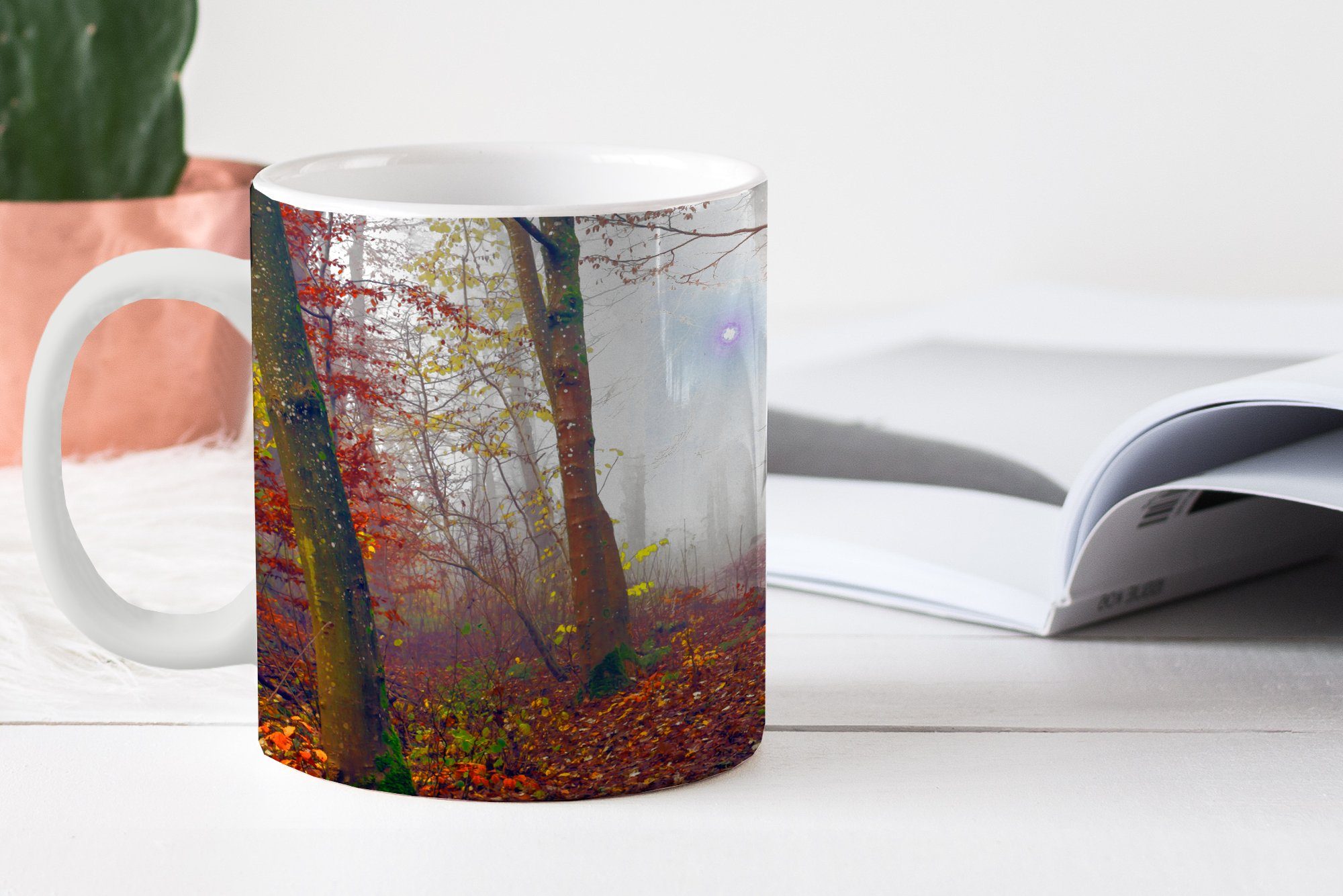 Becher, MuchoWow Waldweg Herbst - Keramik, Laub, Nebel Teetasse, - Teetasse, Geschenk Tasse Kaffeetassen, - Bäume -