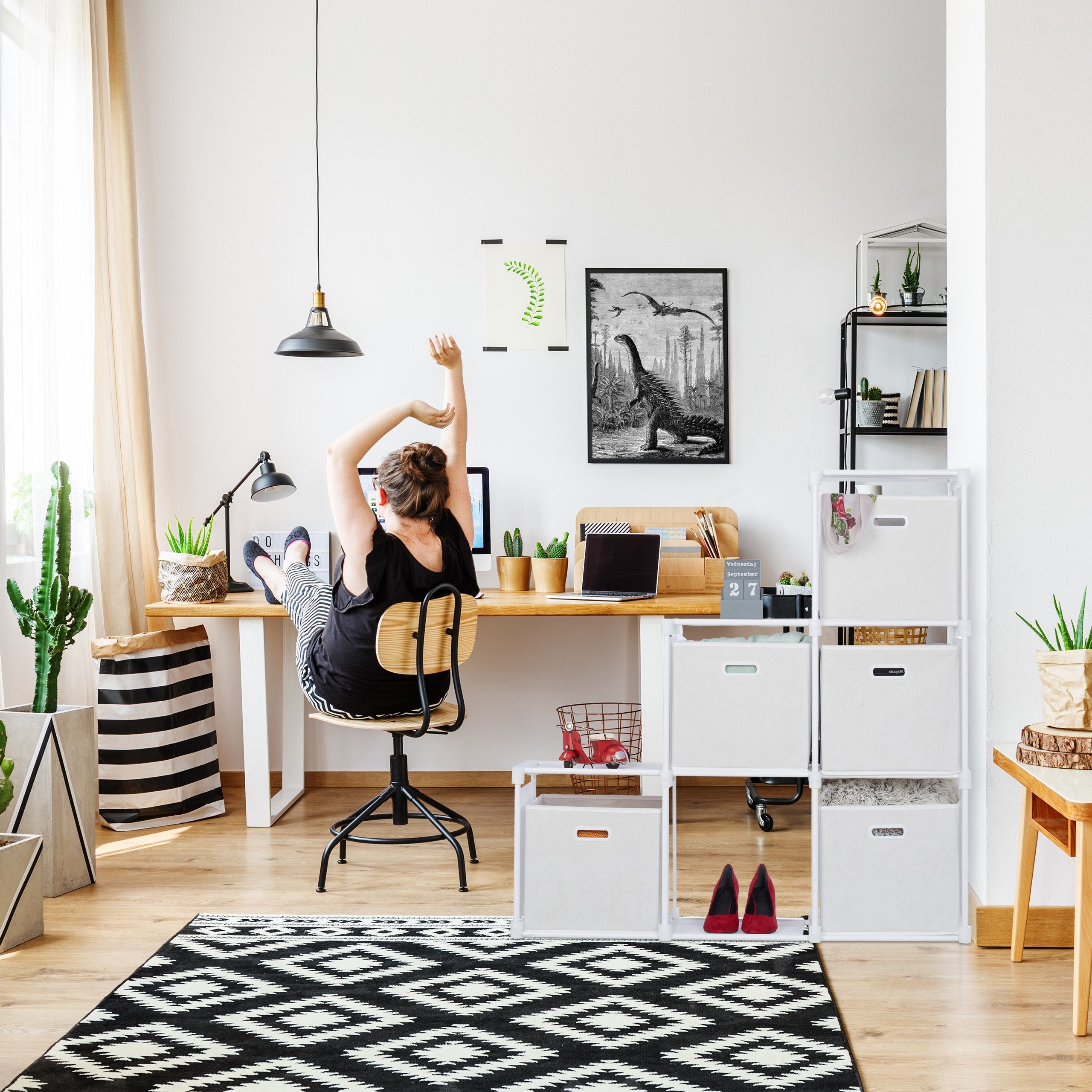 relaxdays Stufenregal Weißes Stufenregal mit 6 Fächern