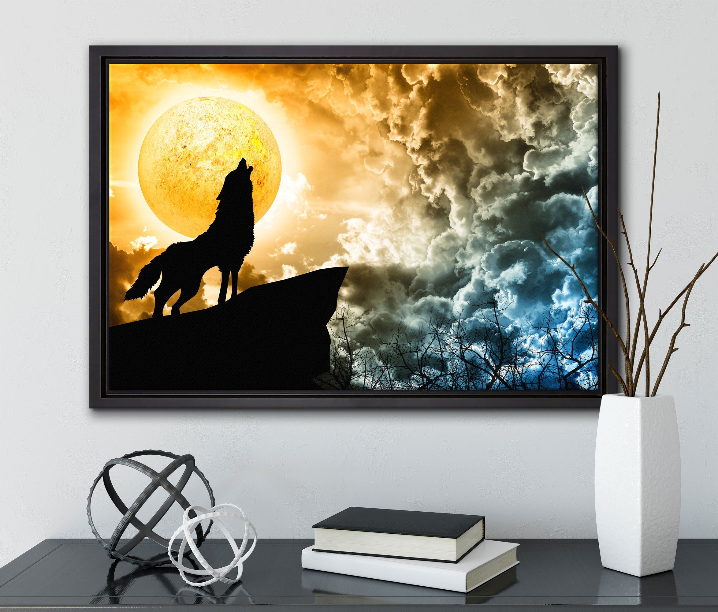 Leinwandbild Wanddekoration inkl. Wolf (1 bespannt, Schattenfugen-Bilderrahmen an, Leinwandbild in einem heult Zackenaufhänger den Mond gefasst, St), fertig Pixxprint