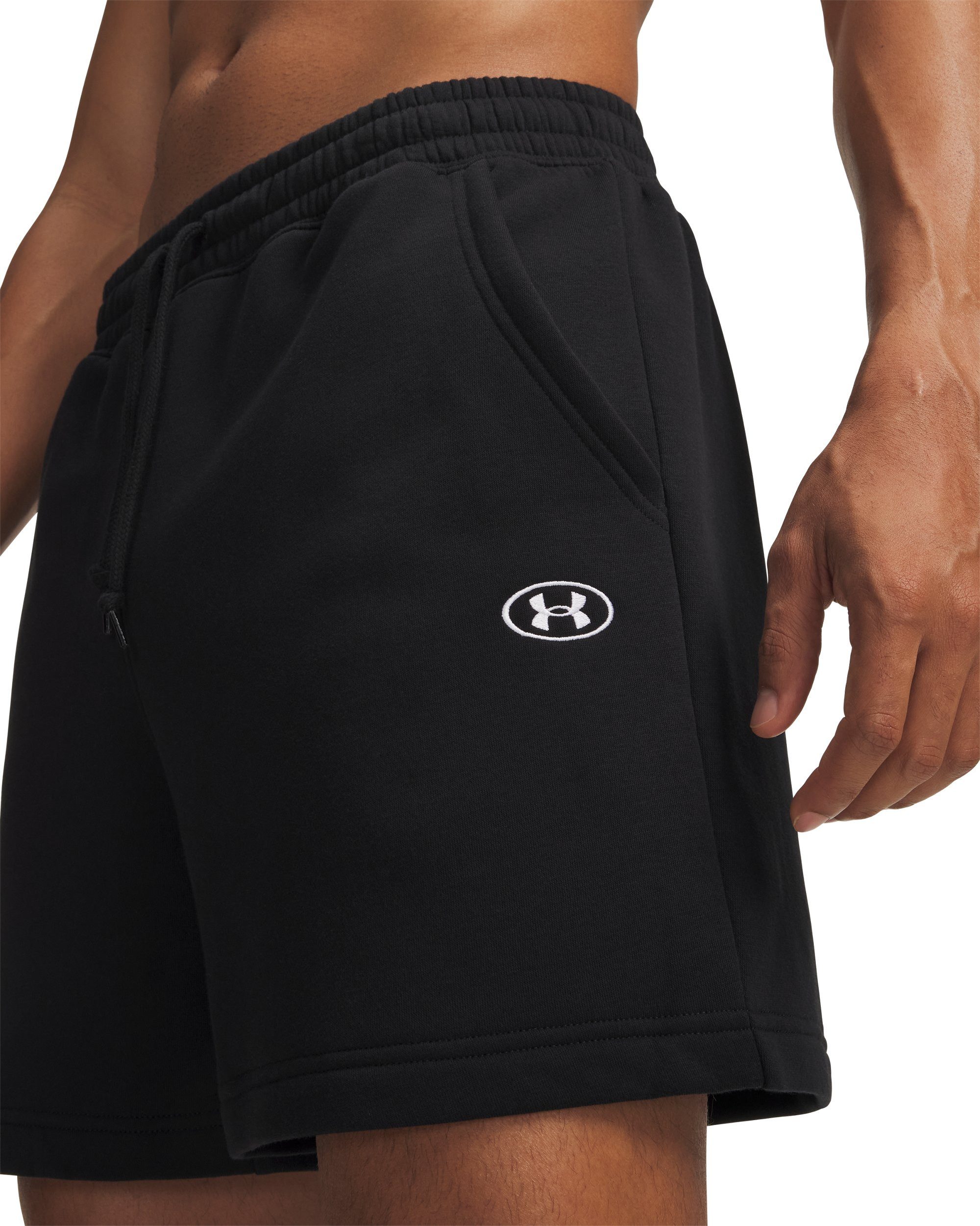 Under Armour® Sweatshorts UA RIVAL FLC SHORTS aus Baumwolle und Polyester, verfügbar in den Größen S bis XXXL