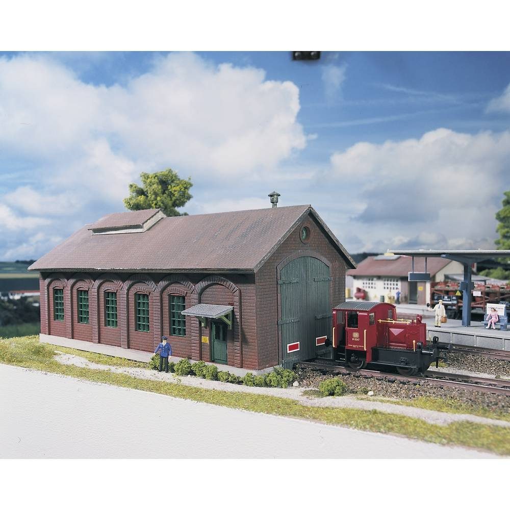 Modelleisenbahn-Set H0 Lokschuppen Burgstein