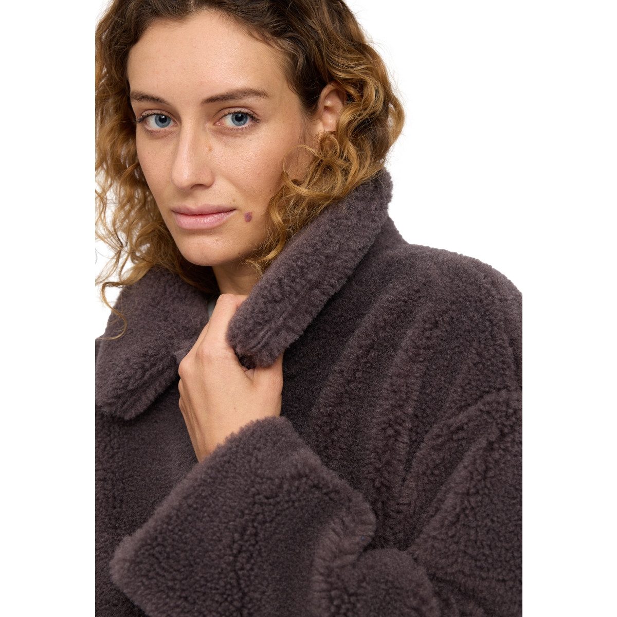 MAZINE Winterjacke Mazine Faux-Fur Button Jacket - Kunstfelljacke