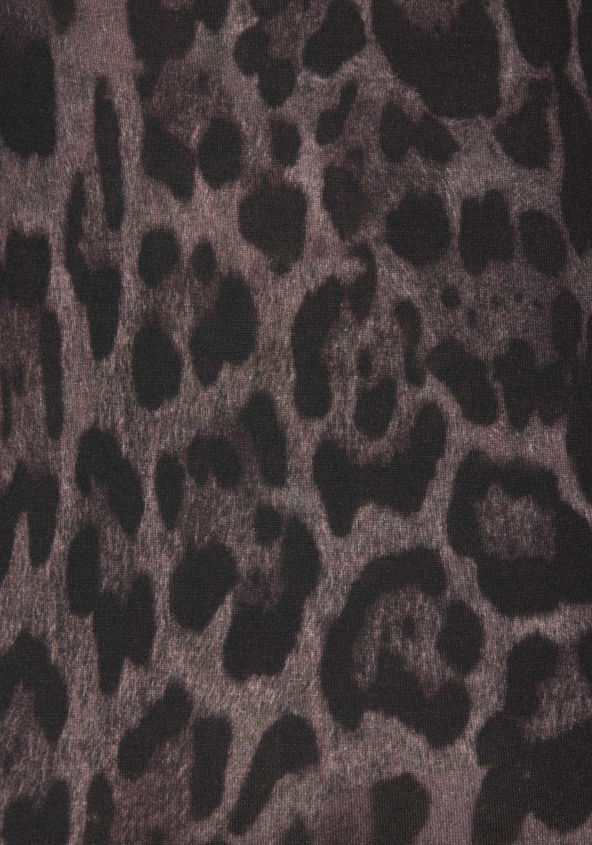 LASCANA Rollkragenshirt mit Animalprint, Jerseyshirt, modisches Basic