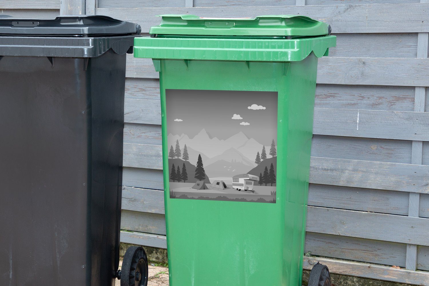 schwarz zwischen (1 Wohnmobils MuchoWow - Mülleimer-aufkleber, den St), Abfalbehälter und Sticker, Mülltonne, Wandsticker Illustration Bergen weiß Container, eines