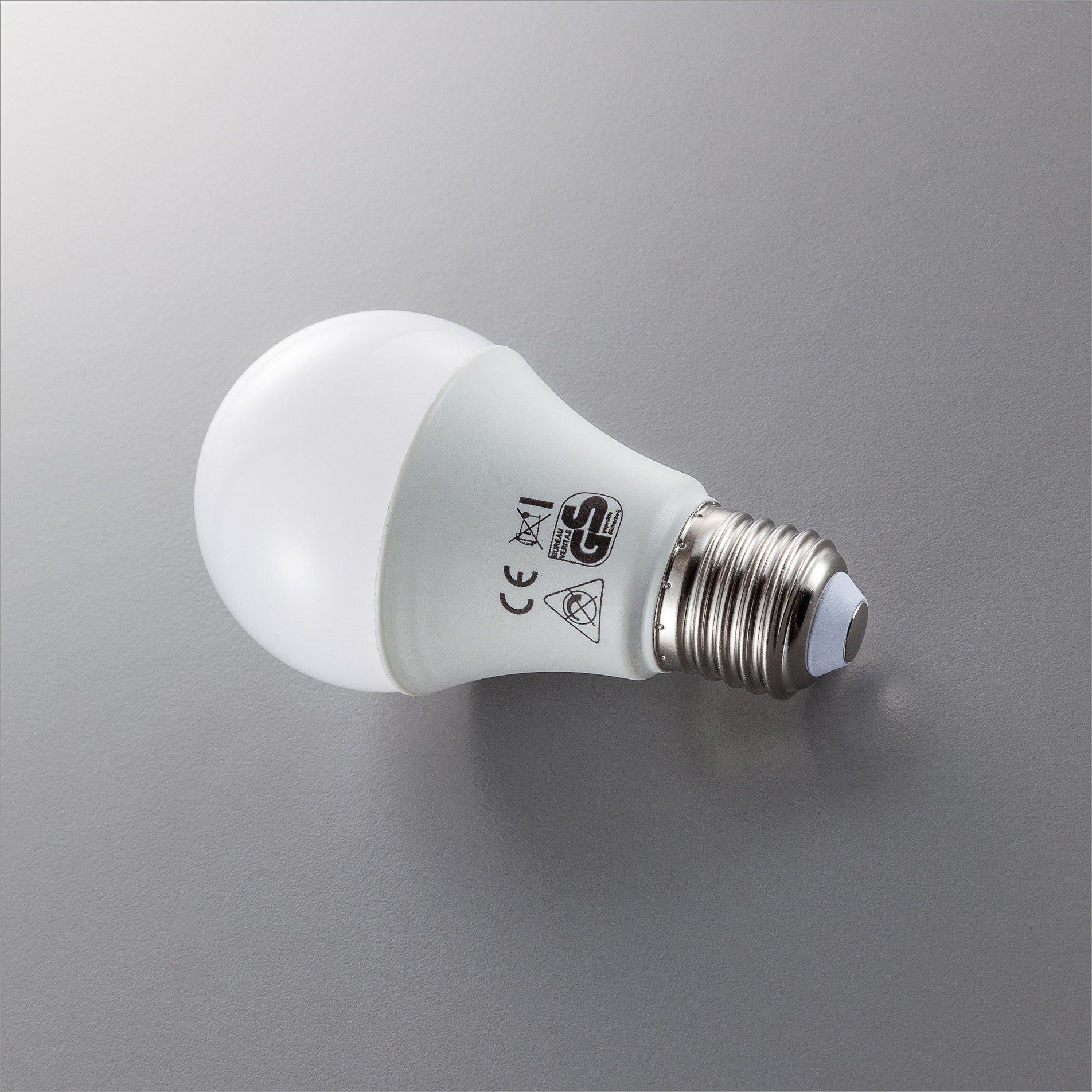 Lumen 5 LED-Leuchtmittel, B.K.Licht 9W Energiesparlampe 3.000K 806 Lampe Glüh-Birne St., warmweiß SET Warmweiß, LED E27,