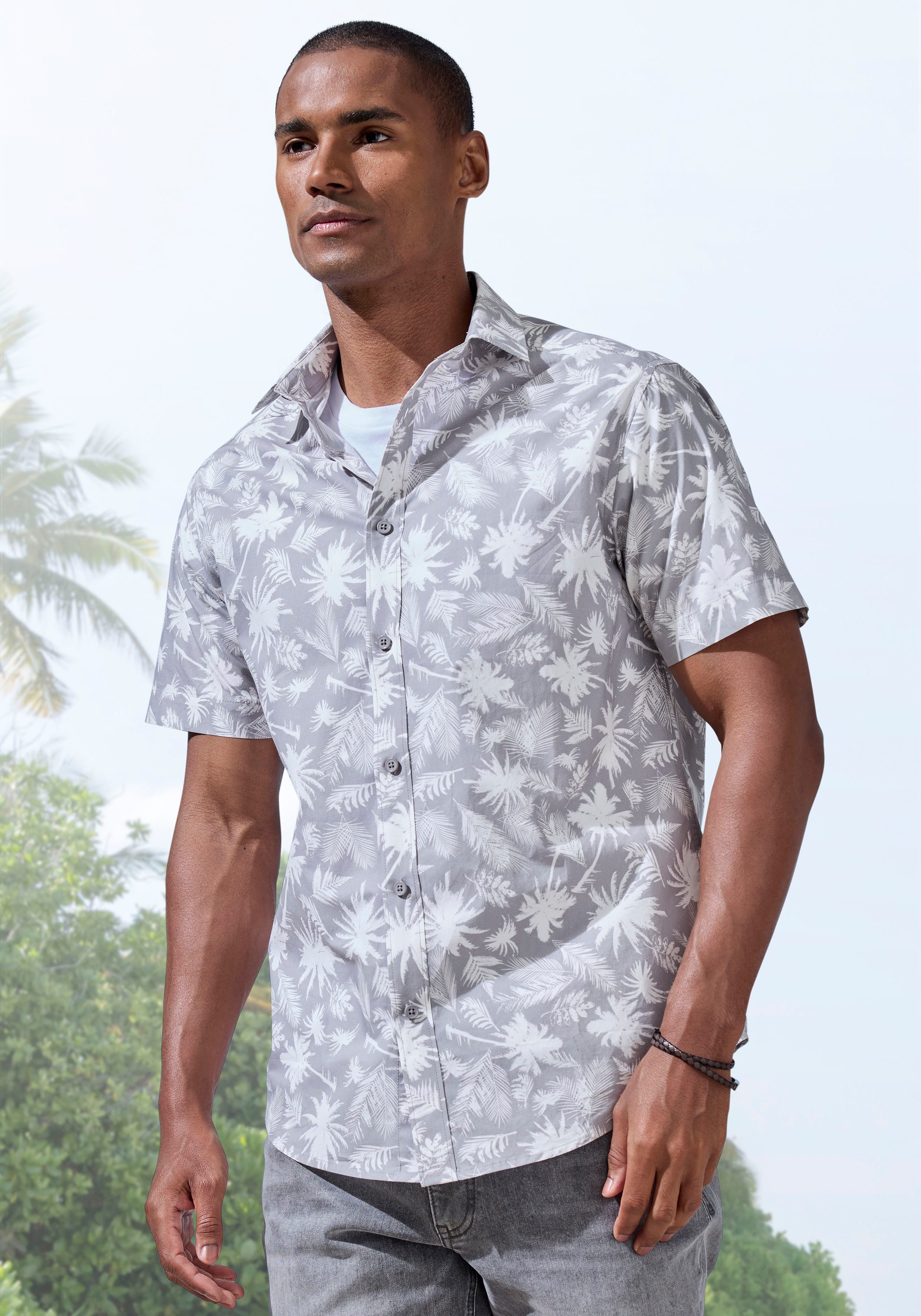 Beachtime Hawaiihemd - Kurzarmhemd mit sommerlichem Palmen Druck, Kurzarm, Freizeithemd mit Palmenprint, reine Baumwolle