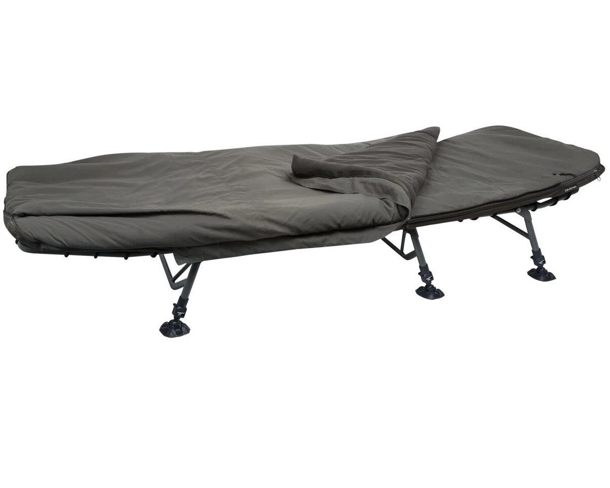 Daiwa Angelliege Daiwa Sleep System DSS1 Liege mit Schlafsack Bedchair Set Campingliege