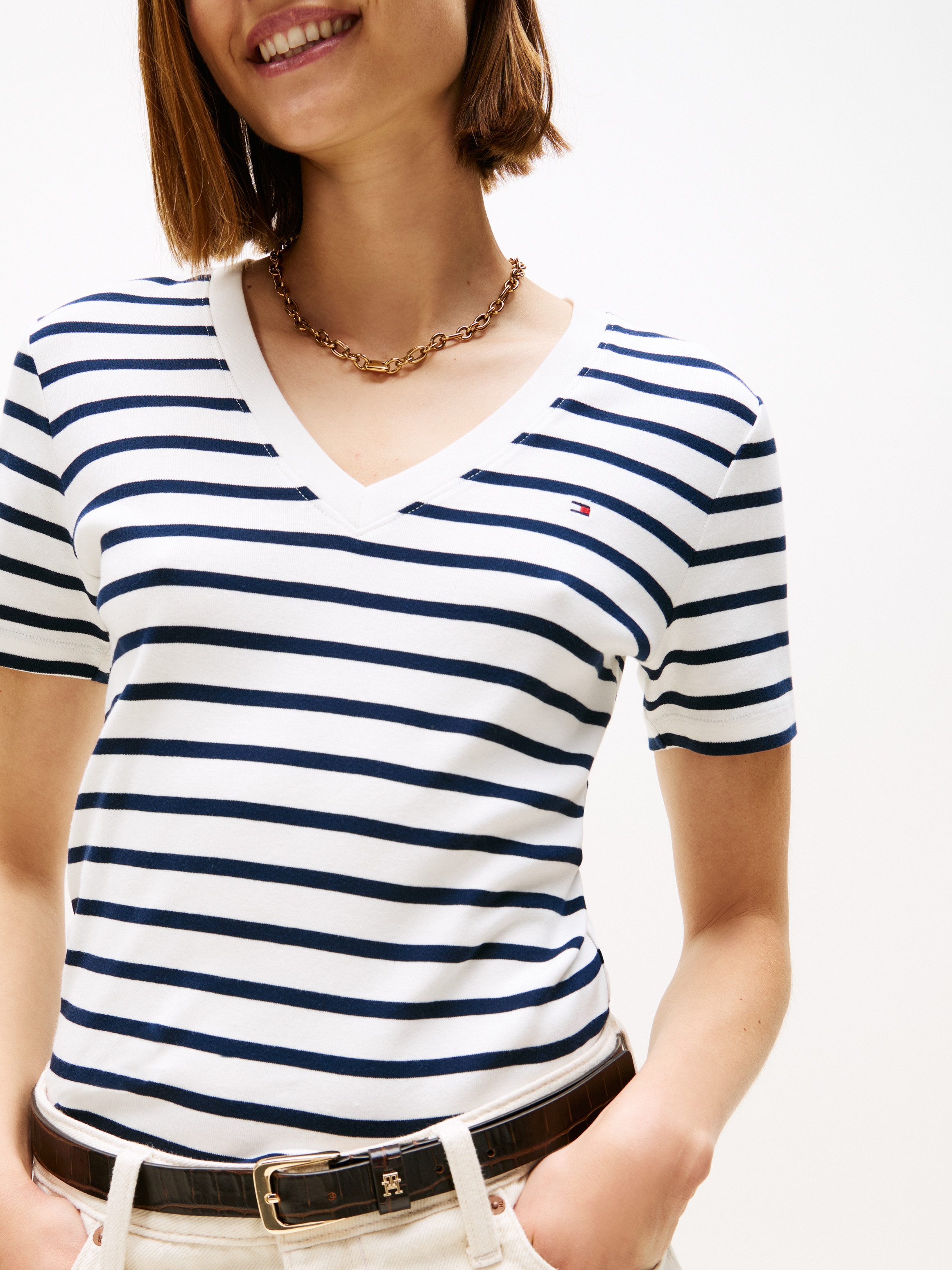 Tommy Hilfiger T-Shirt SLIM CODY V-NK SS mit V-Ausschnitt und Streifen Baum günstig online kaufen