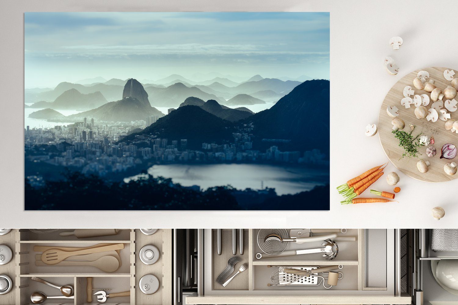 Janeiro Vinyl, küche, (1 Herdblende-/Abdeckplatte Induktionskochfeld Rio - Schutz MuchoWow 81x52 cm, tlg), Berge, Ceranfeldabdeckung - für die Brasilien de