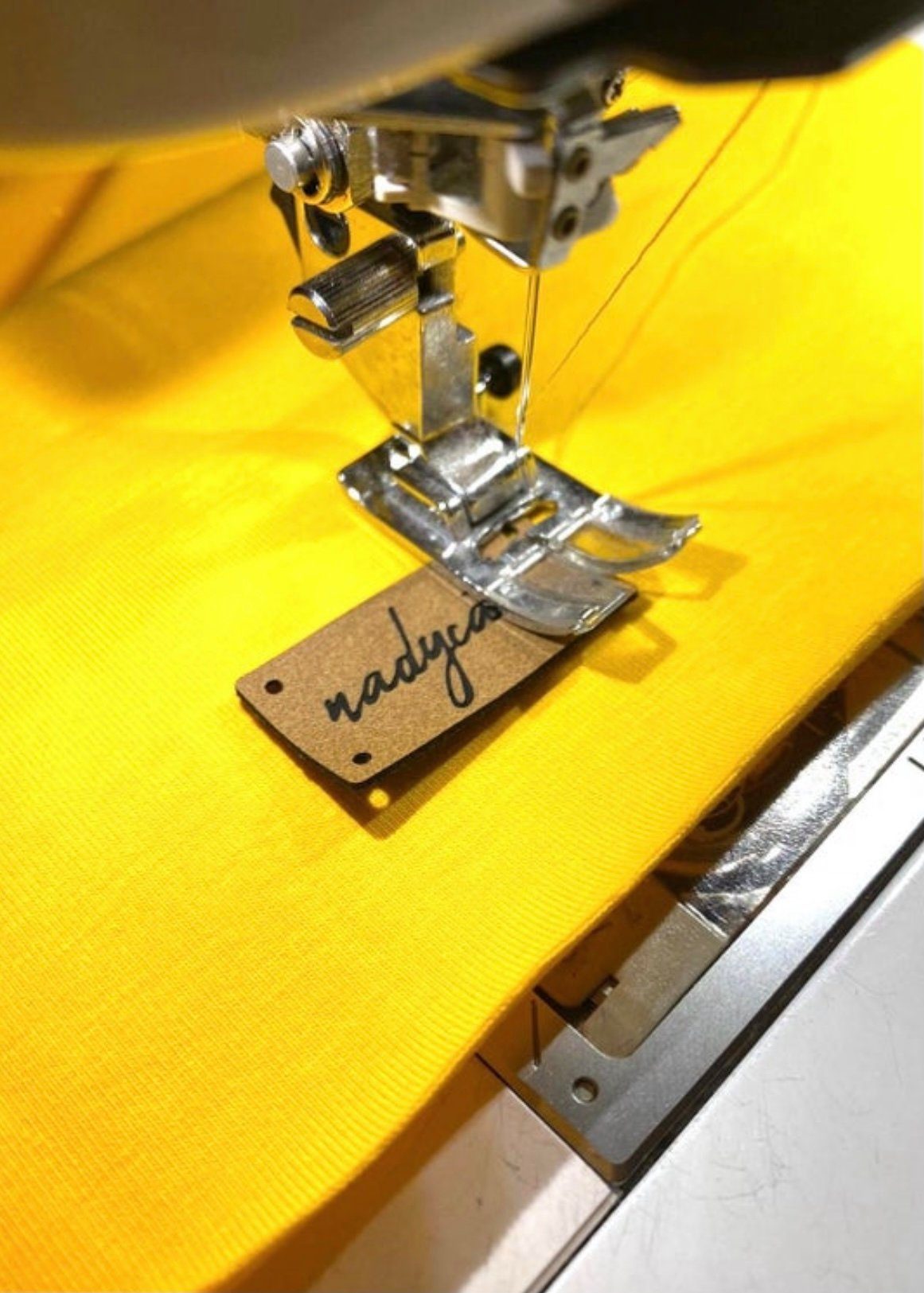 nadycat Beanie GELB UNI (2-St., Beanie mit passendem Loop) handgefertigt aus der Lausitz