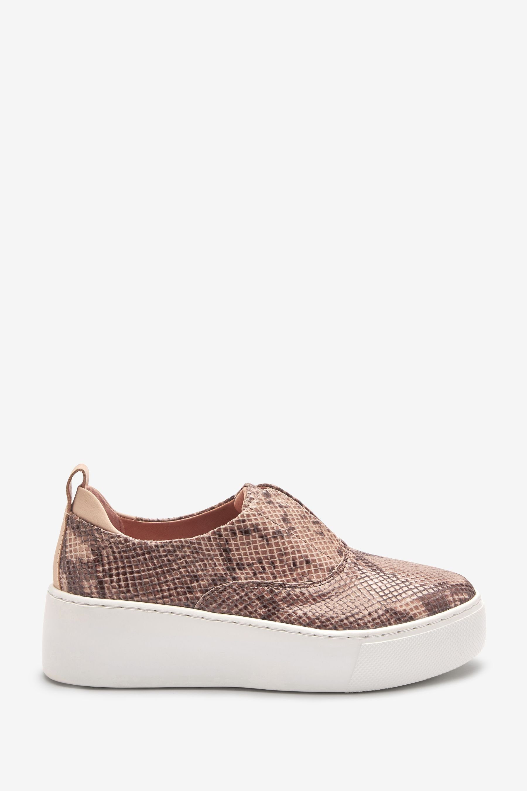 Next Signature Slip-in-Sneaker mit Keilabsatz Sneaker (1-tlg) Snake Print