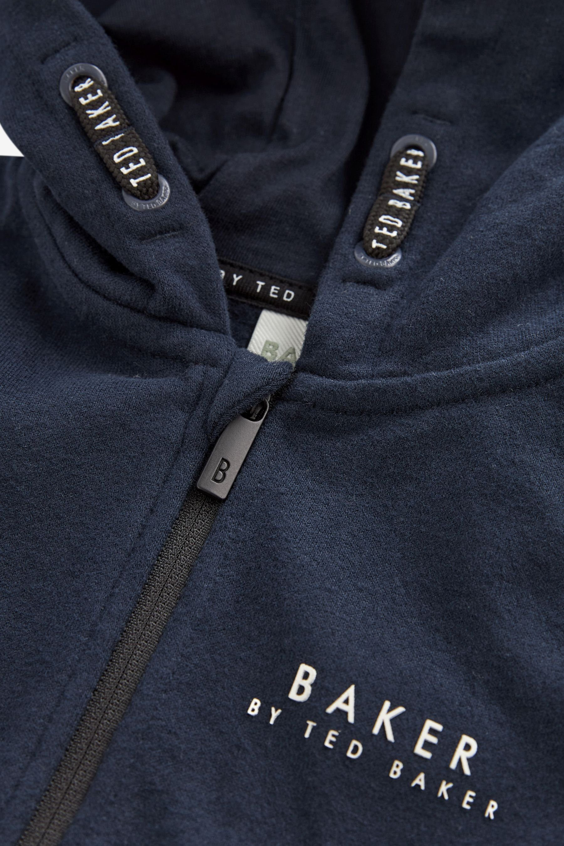 Baker by Ted Baker Sweatanzug Baker by Ted Baker Dreiteiliger Trainingsanzug (3-tlg)
