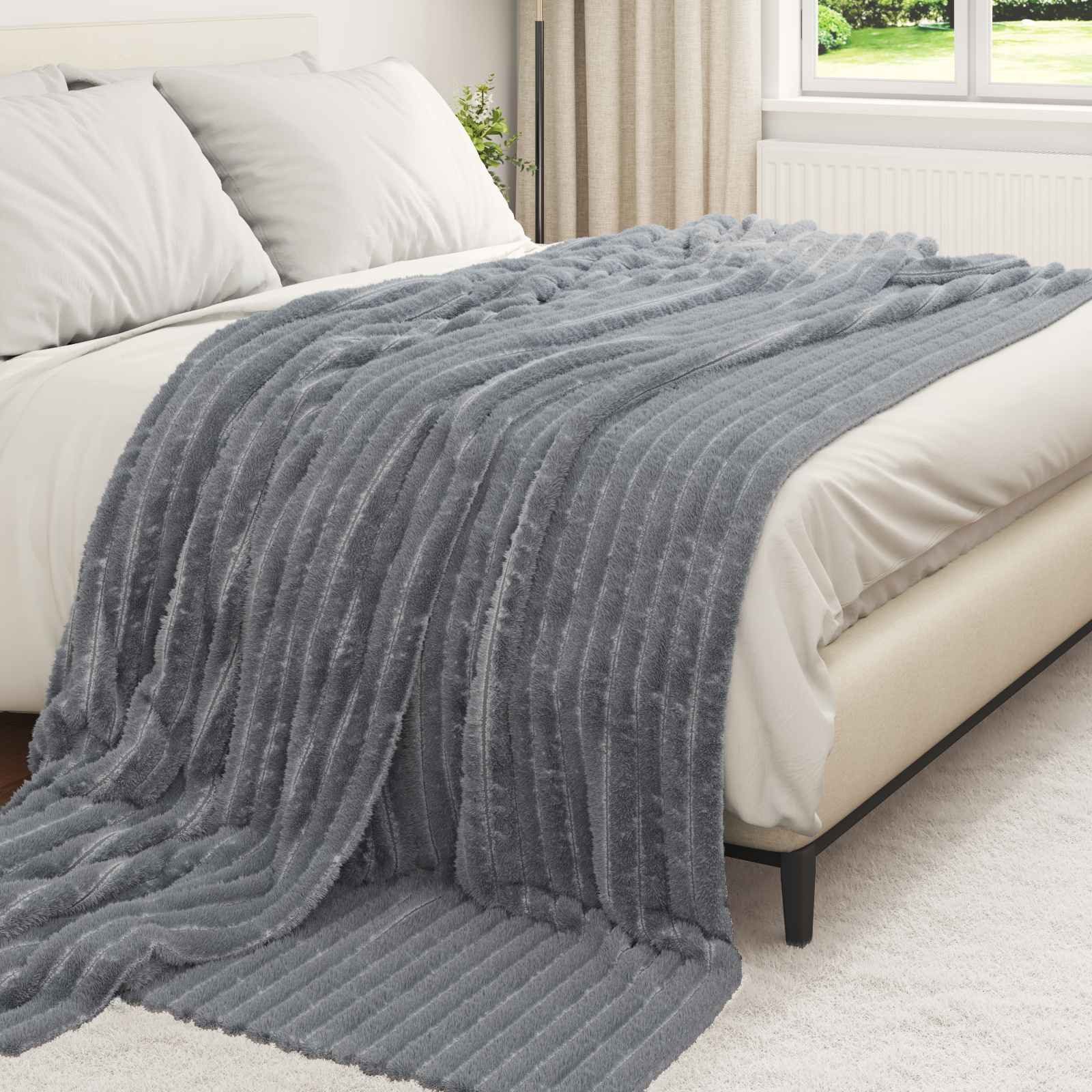 vidaXL Bettüberwurf Überwurfdecke Dunkelgrau 240 x 220 cm Fleece