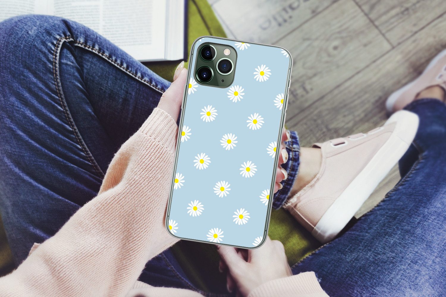 MuchoWow Handyhülle für Apple iPhone 11 Pro Gänseblümchen - Pastell - Weiß - Blau - Blumen, Smartphone-Bumper, Print, Handy Schutzhülle Dünn