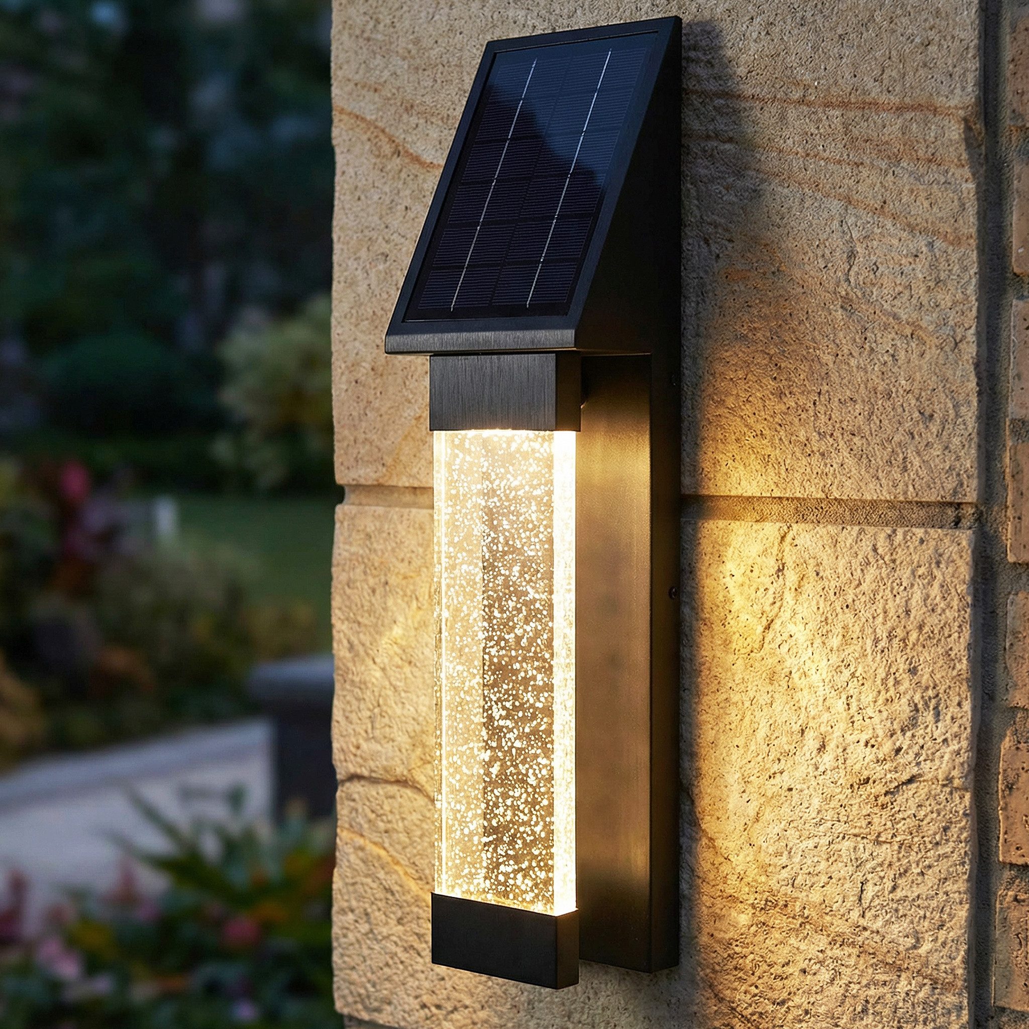 Arnusa LED Solarleuchte edle Außenwandleuchte Edelstahl Wandleuchte mit Kristall-Effekt Solar, Automatisches Ein-/Ausschalten, LED fest integriert, Warmweiß, kabellos warmweiß lange Leuchtdauer Außenleuchte