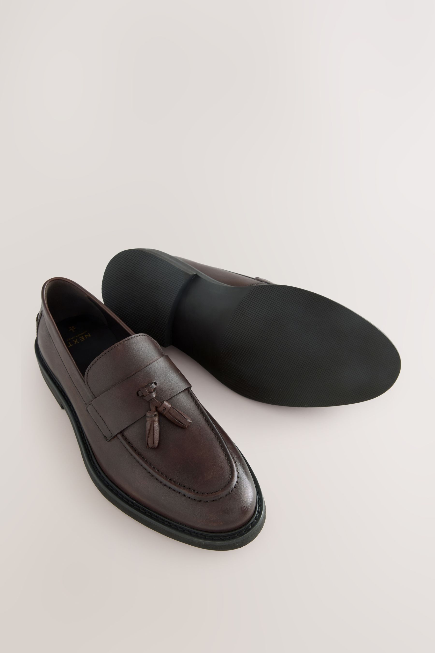 Next Lederslipper mit Quasten Loafer (1-tlg)