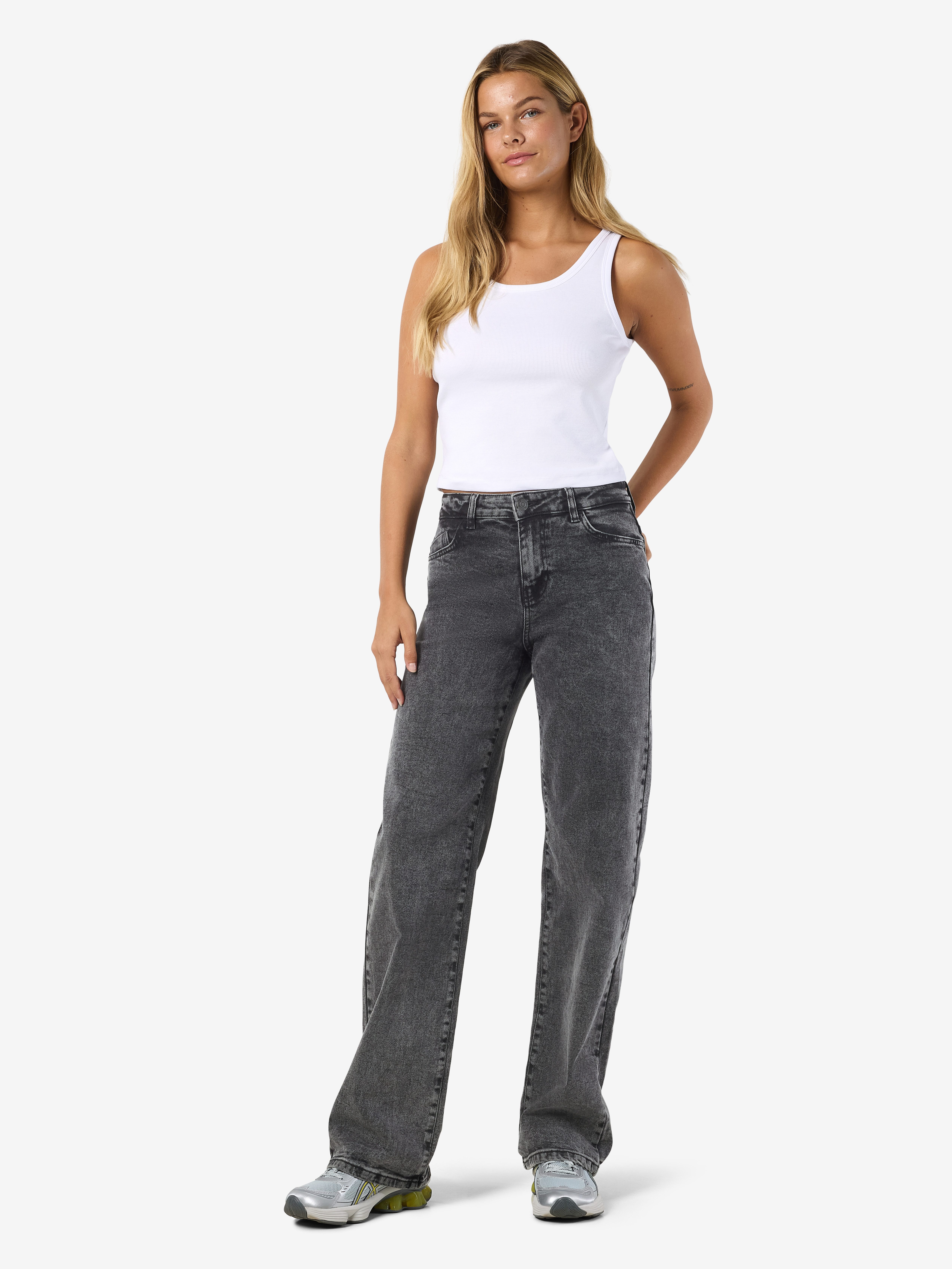 Noisy may Weite Jeans NMYOLANDA NW WIDE JEANS AZ391DG FWD NOOS