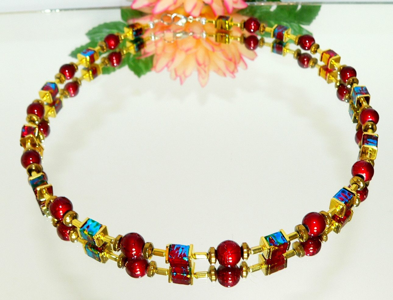 traumschmuck Collier 495 Collier Halskette Würfel Perlen Glas Hämatit (Valentinstag, Muttertag, Geburtstag), handgefertigt in Deutschland