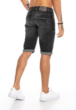 RedBridge Shorts Stockton mit lässiger Kette