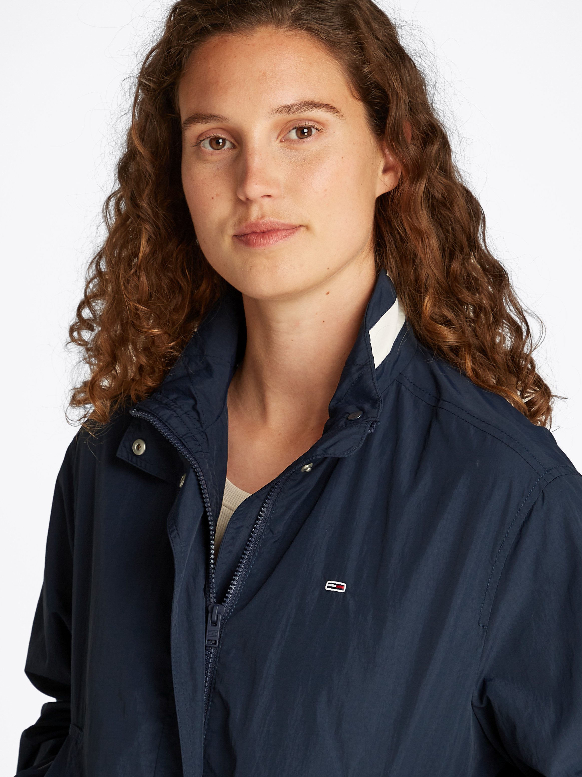 Tommy Jeans Curve Windbreaker TJW ESSENTIAL JACKET EXT in Großen Größen günstig online kaufen