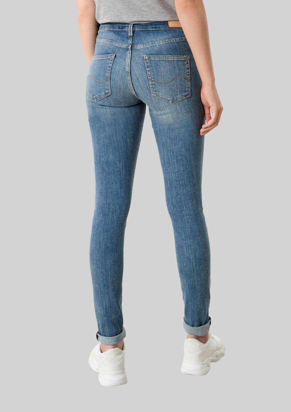 mit Fit SADIE Skinny in 5-Pocket-Form Jeans QS Taschen klassischer Skinny-fit-Jeans