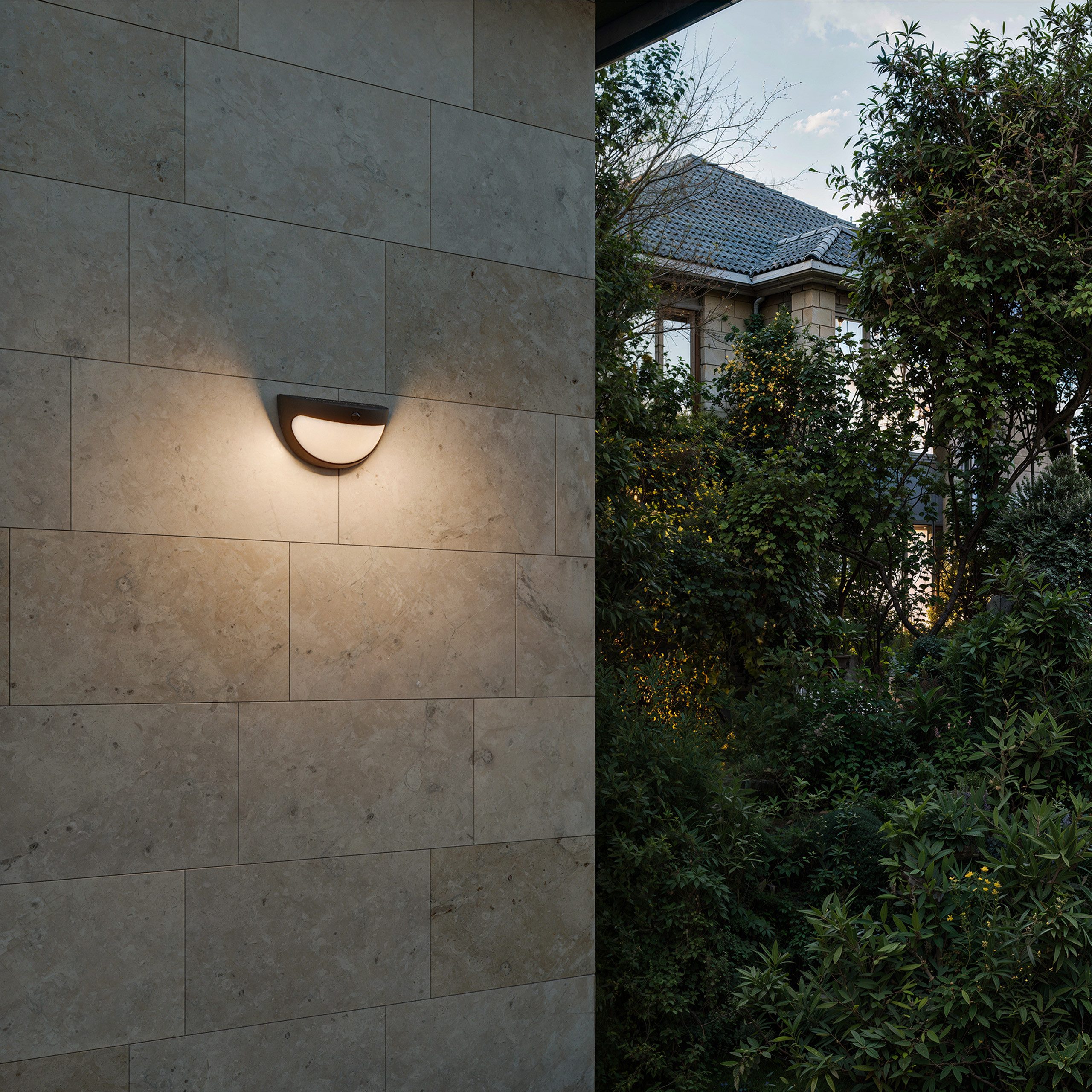 Philips LED Außen-Wandleuchte Outdoor Solar Swyn, Abschaltautomatik, Bewegungsmelder, Tageslichtsensor, LED fest integriert, Warmweiß, Tageslicht- und Bewegungs – Bild 5 von 5