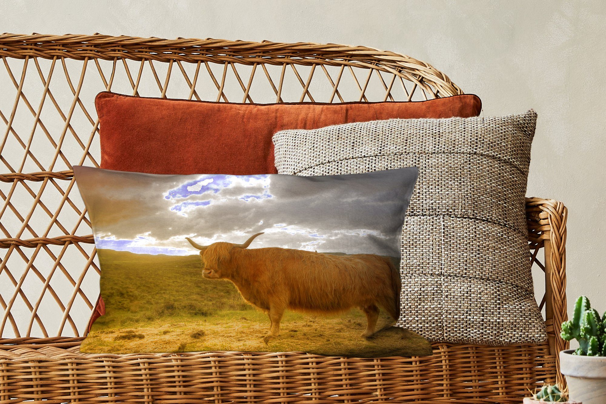 Zierkissen, Dekokissen MuchoWow Dekokissen Dekoration, Wohzimmer Schlafzimmer Landschaft, Schottische mit Highlander Füllung, -