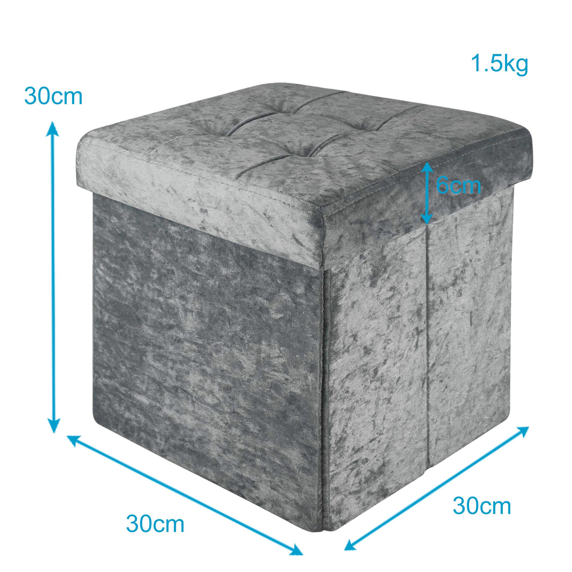 Intirilife Sitzhocker (Sitzwürfel mit Stauraum 30x30x30 cm in Samt Grau - Fußablage), Faltbarer Sitzhocker mit Samtbezug - Aufbewahrungsbox Fußhocker Kiste