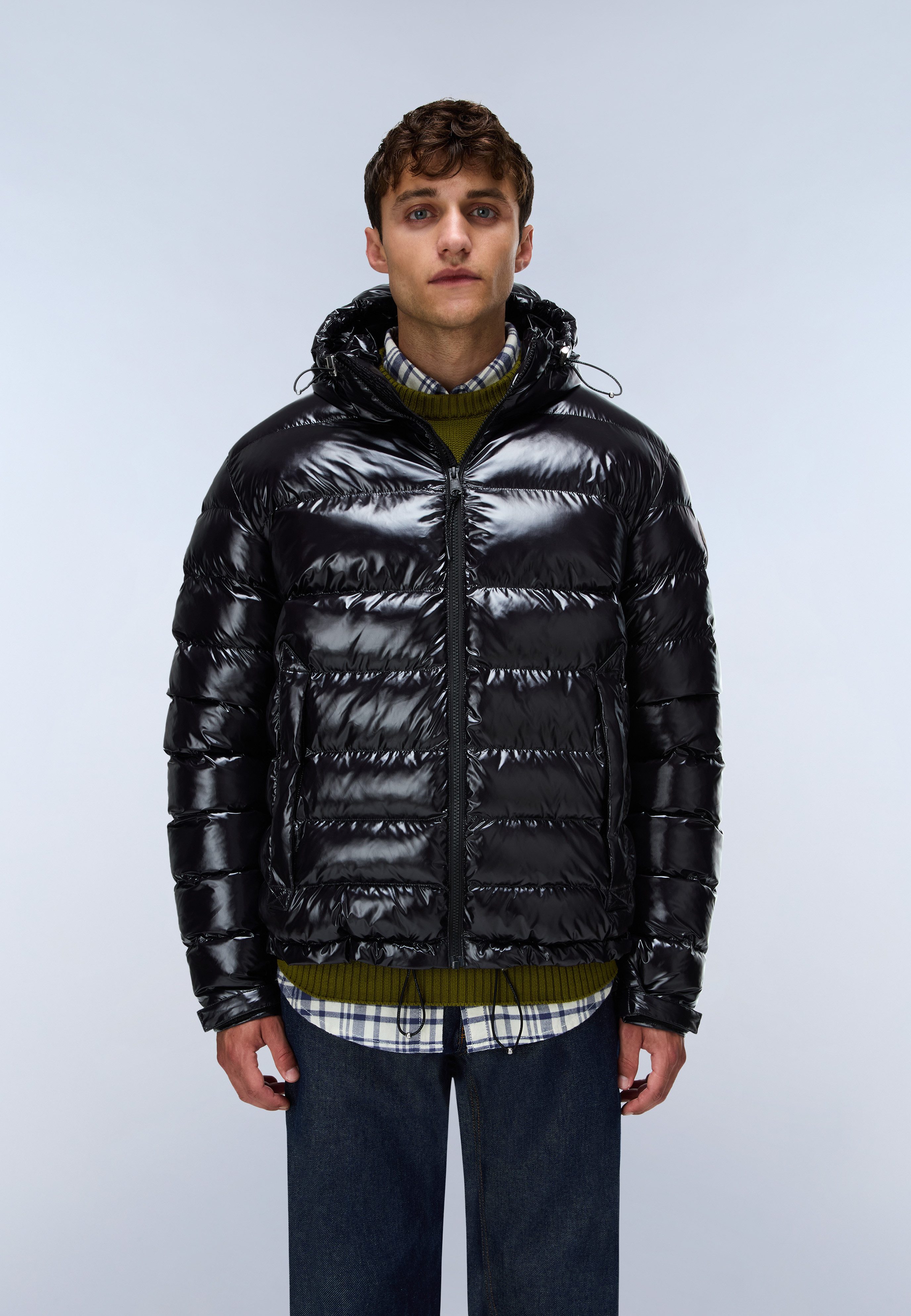 Napapijri Steppjacke A-TEREZ SHINY BLACK BEAUTY mit markanter Steppung, aus Polyamid, auch in großen Größen