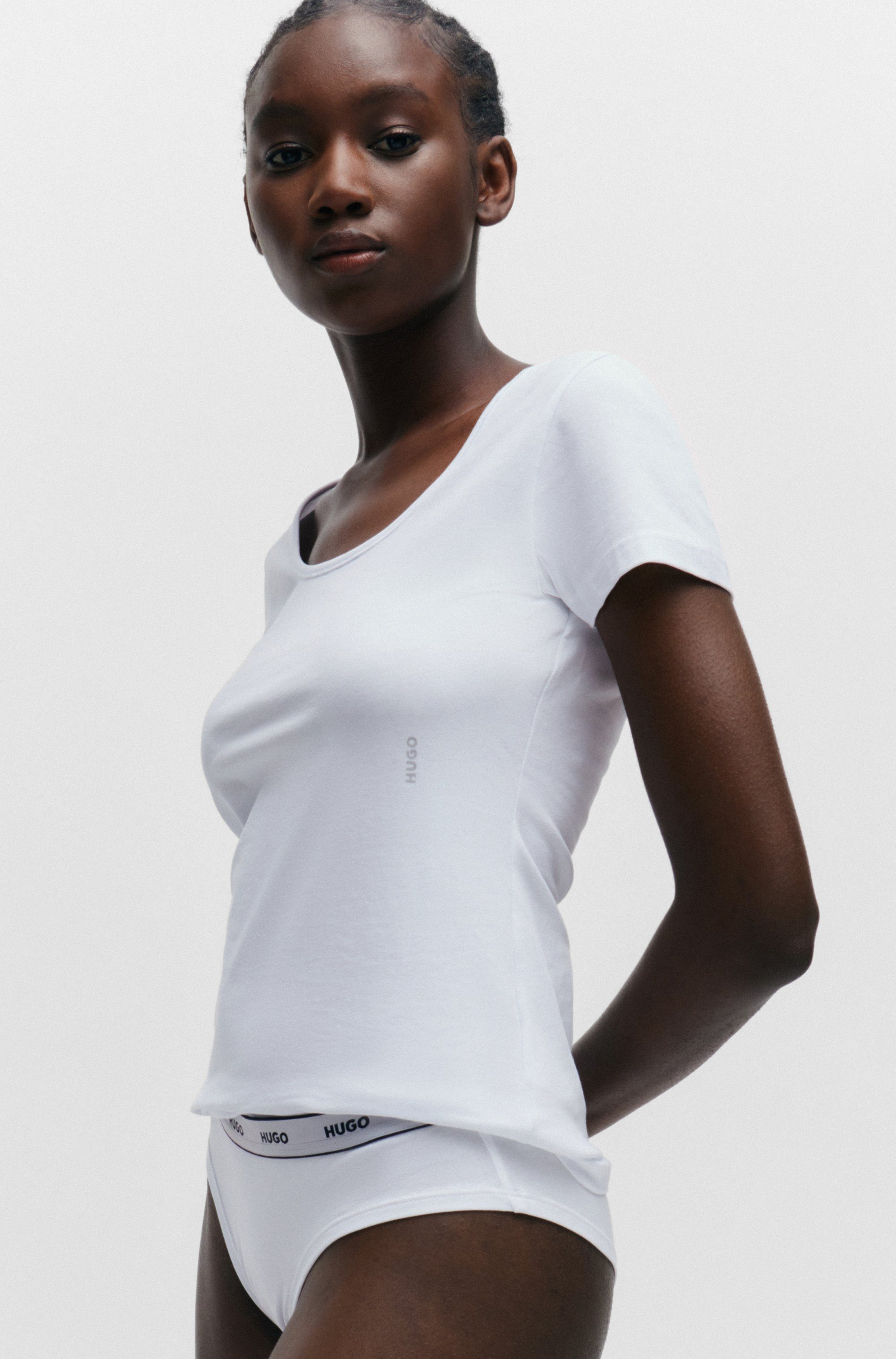 HUGO T-Shirt TWIN (Packung, 2-tlg., 2er-Pack) mit vertikalem Logodruck
