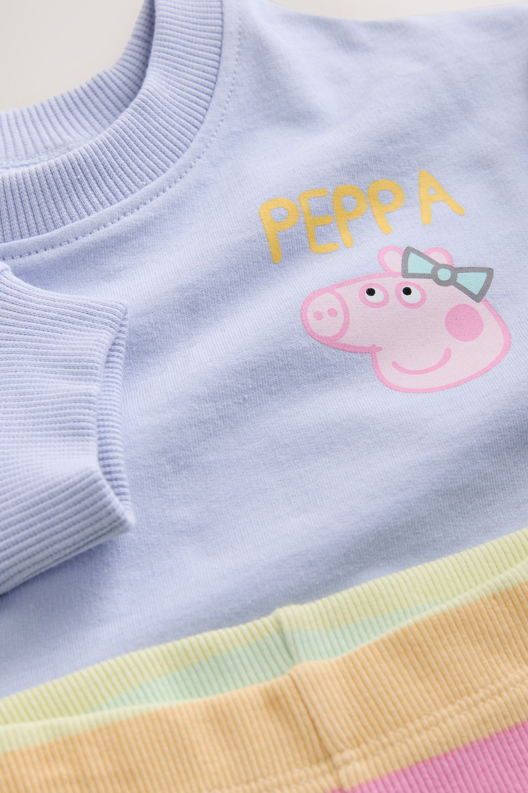 Next Top & Leggings Langarmoberteil & ausgestellte Leggings, Peppa Pig (2-tlg) – Bild 4 von 4