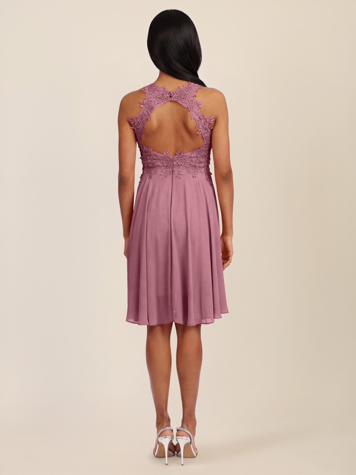 Apart Cocktailkleid mit floraler Spitzenpracht