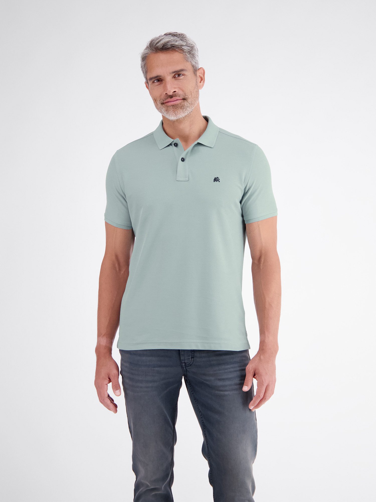 LERROS Poloshirt Poloshirt mit COOL & DRY Funktion in Piqué-Qualität Atmungsaktiver Baumwollmix, Feine Piqué-Qualität, Zeitloser Polo-Style